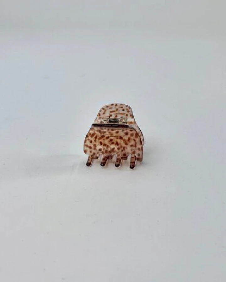 ettics GmbH spange triangle brown dots