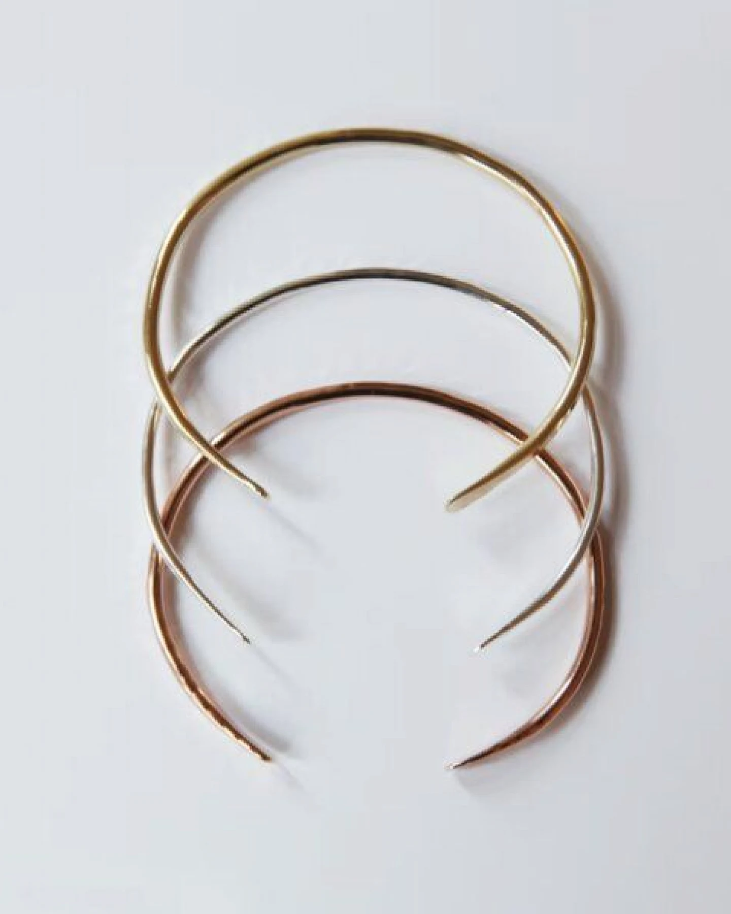 BELLYBIRD Jewellery ARMSPANGE - gehämmert, Messing/Silber/Kupfer – Ansicht 2