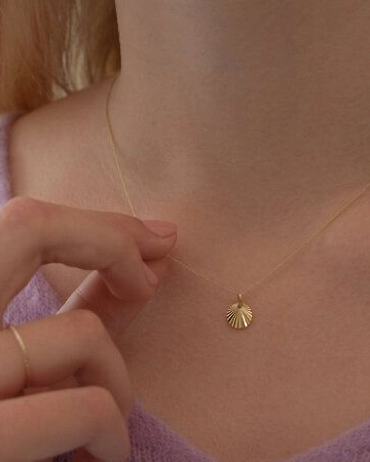 BELLYBIRD Jewellery Halskette - SONNENSCHEIN Anhänger in Silber/ Silber vergoldet – Ansicht 2