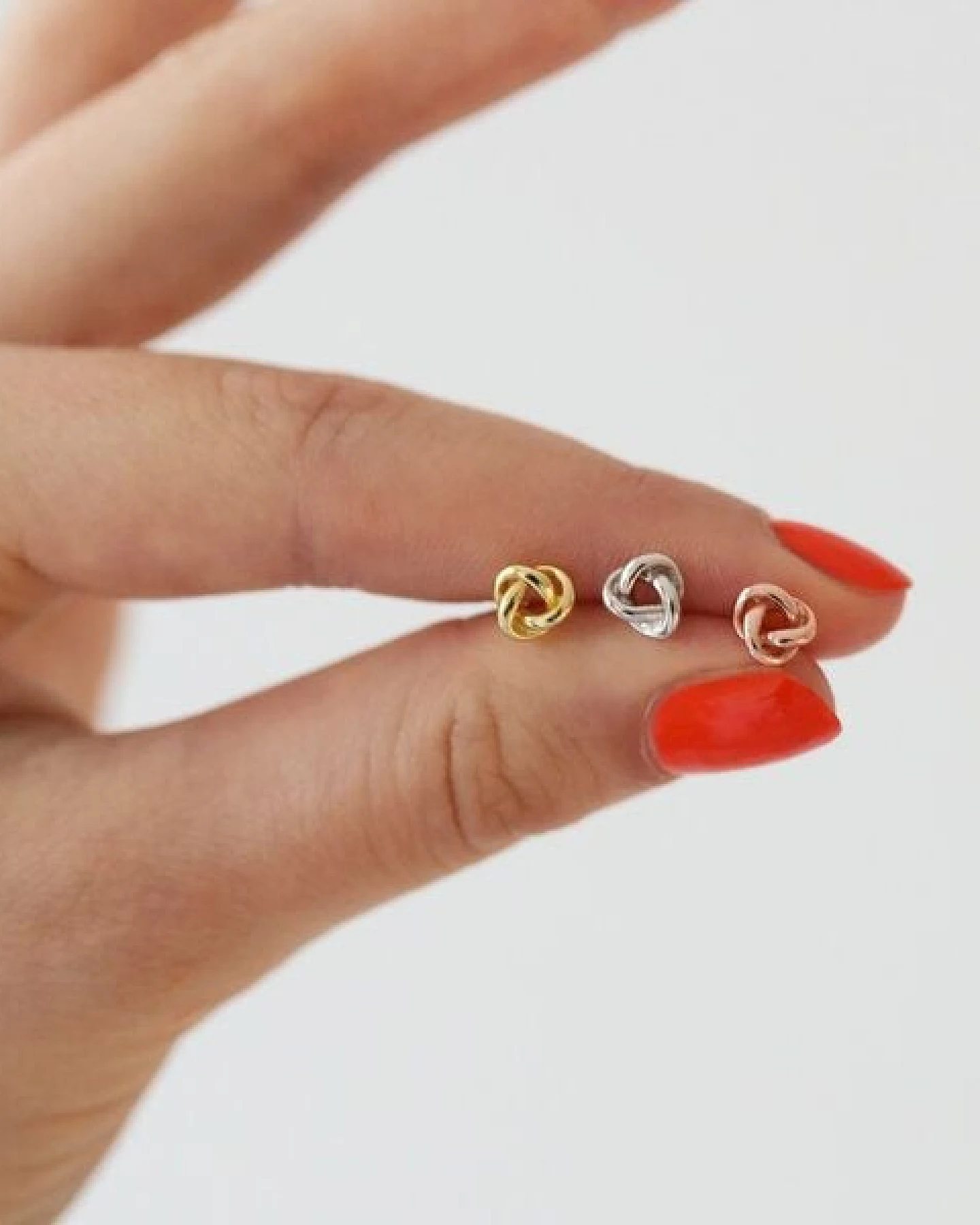 BELLYBIRD Jewellery OHRSTECKER - kleiner Knoten, wasserfest, Silber 925/ vergoldet/ rosévergoldet – Ansicht 2