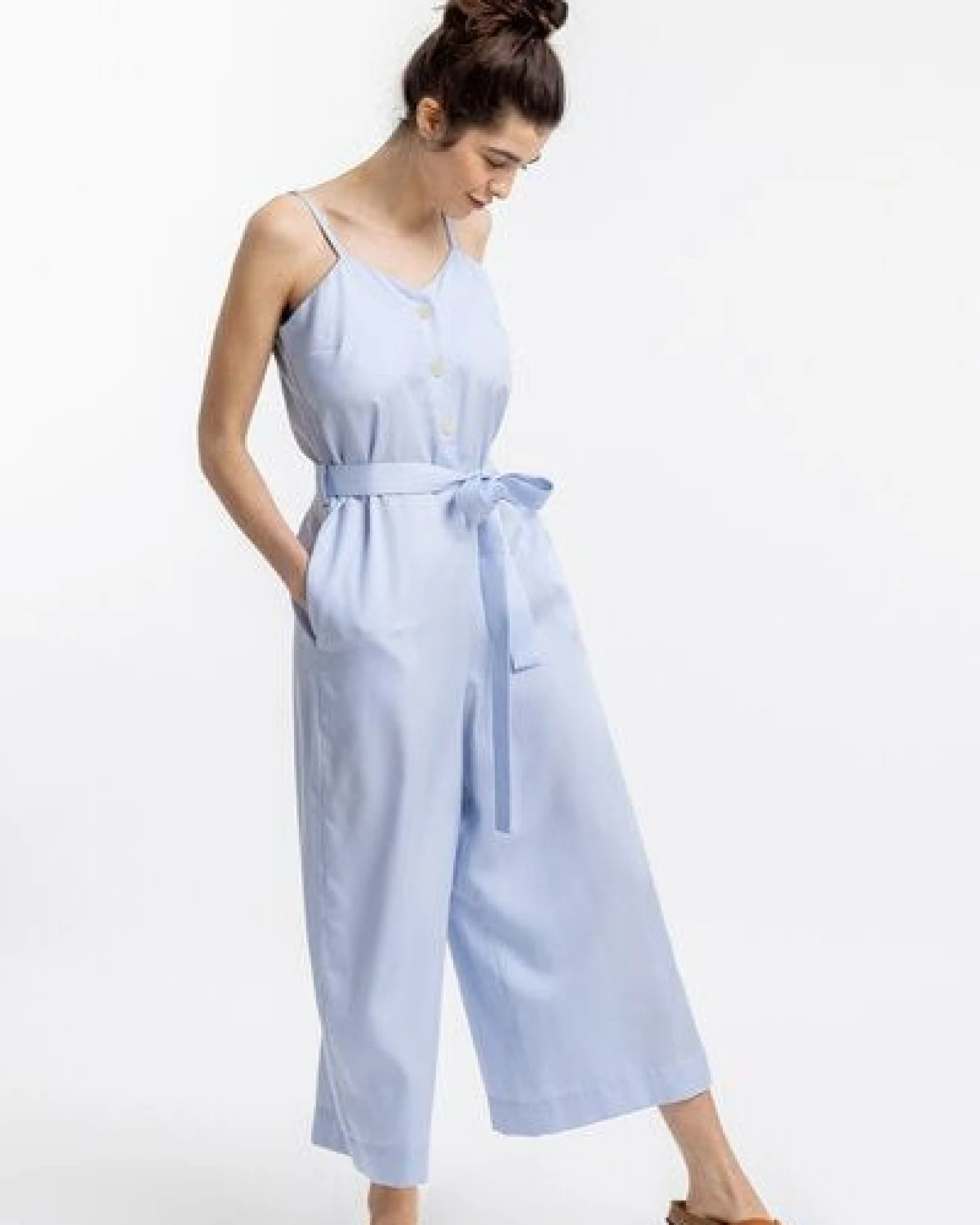 Rotholz Jumpsuit aus Lyocell Hellblau – Ansicht 2