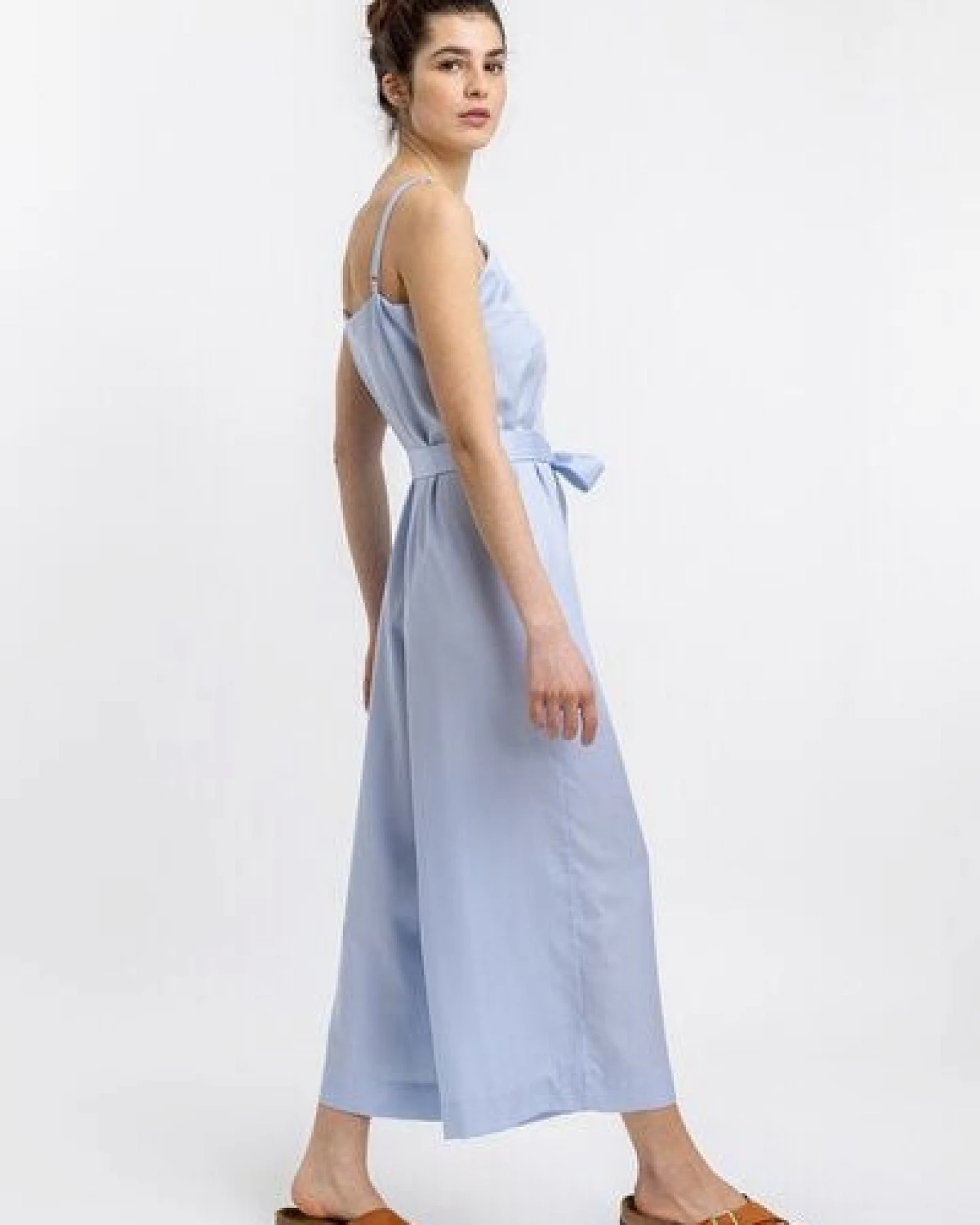 Rotholz Jumpsuit aus Lyocell Hellblau – Ansicht 3