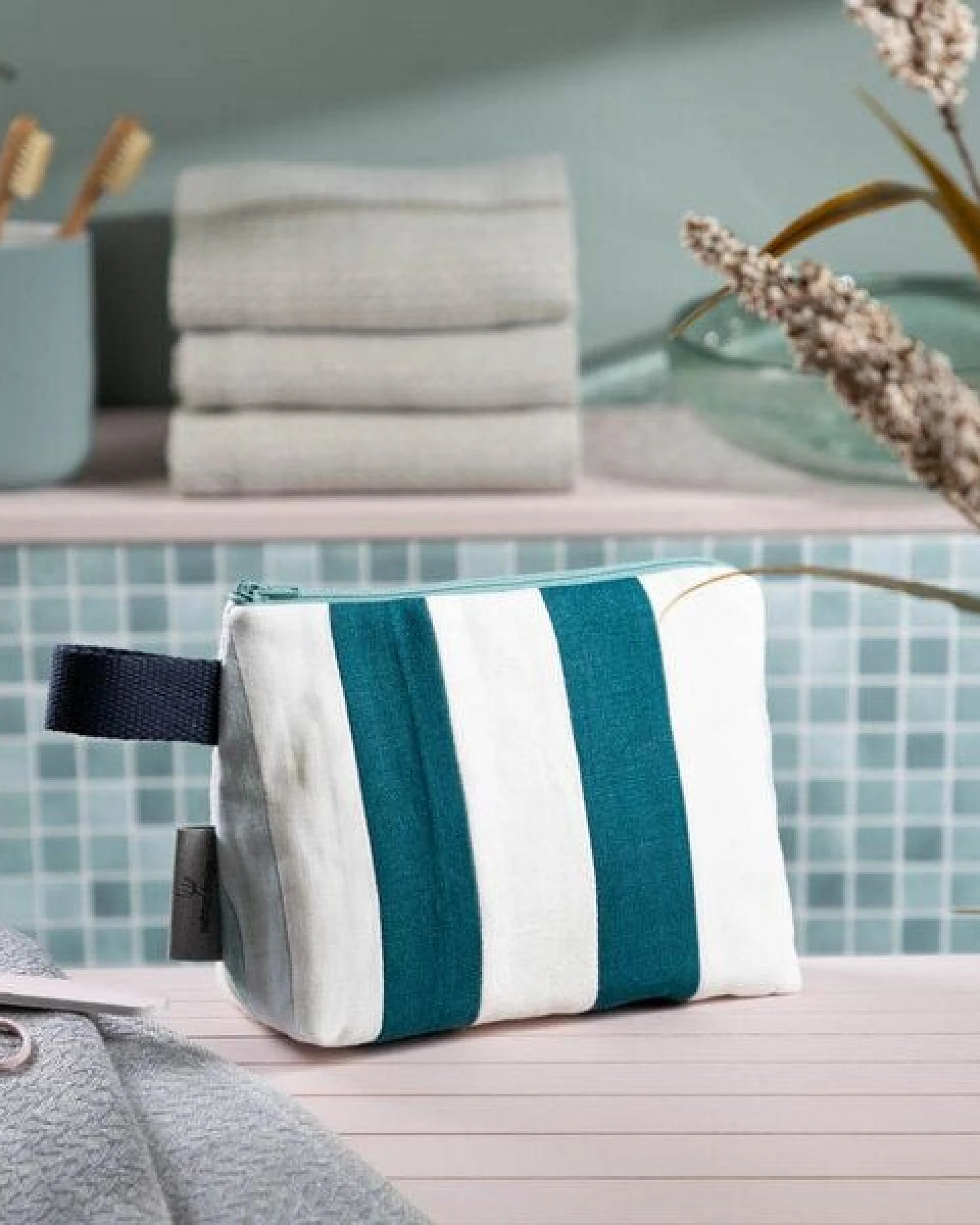 nahtur-design Kosmetiktasche aus 100% Leinen – Ansicht 2