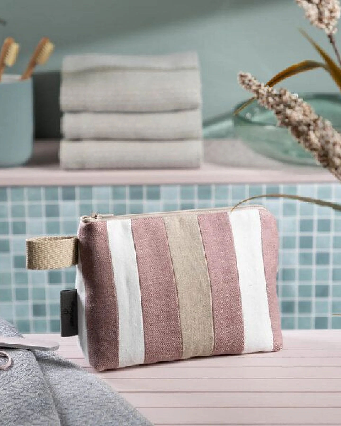 nahtur-design Kosmetiktasche aus 100% Leinen – Ansicht 2