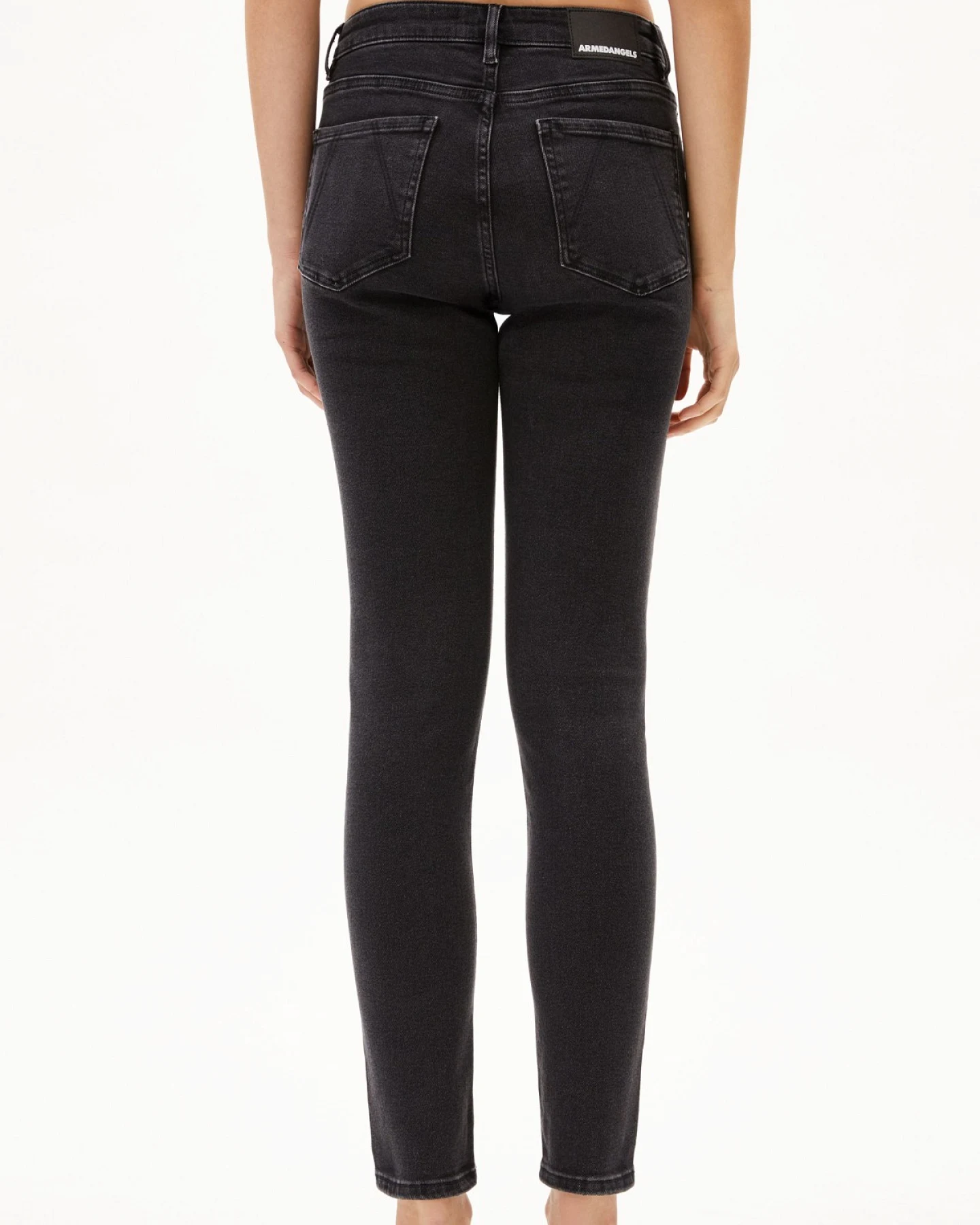 Jeans Tillaa x Stretch True Black Washed – Ansicht 2