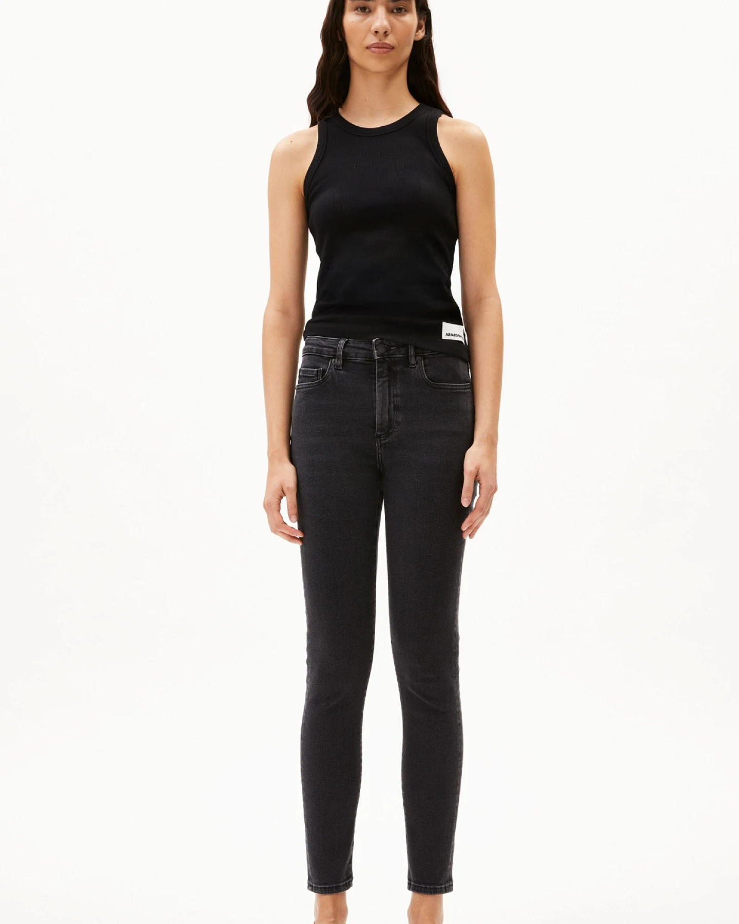 Jeans Tillaa x Stretch True Black Washed – Ansicht 5