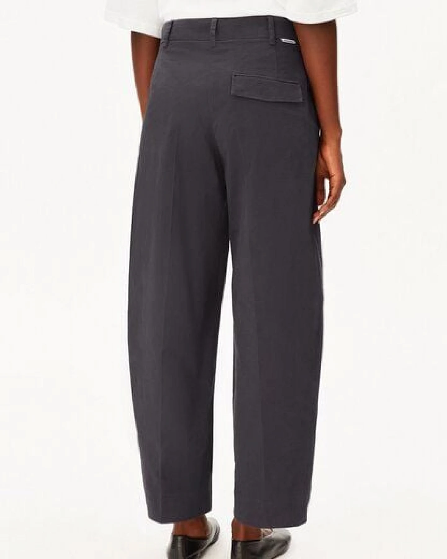 ARMEDANGELS BARREL TWILL Damen Webhose aus Bio-Baumwoll Mix – Ansicht 2
