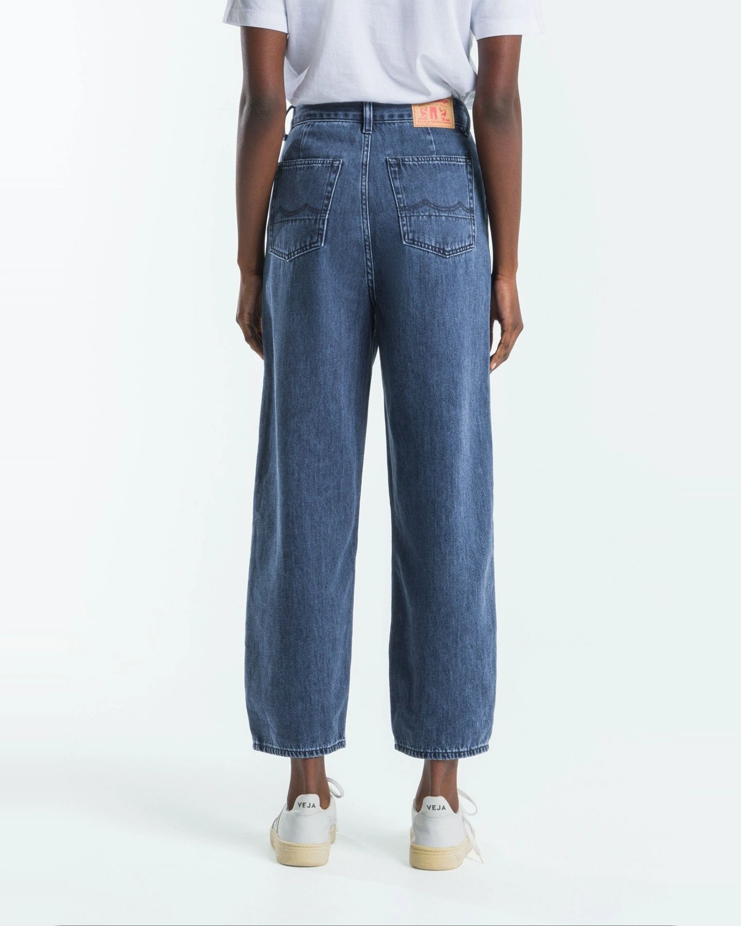 Jeans Leila Cropped Alex Dark Worn – Ansicht 3