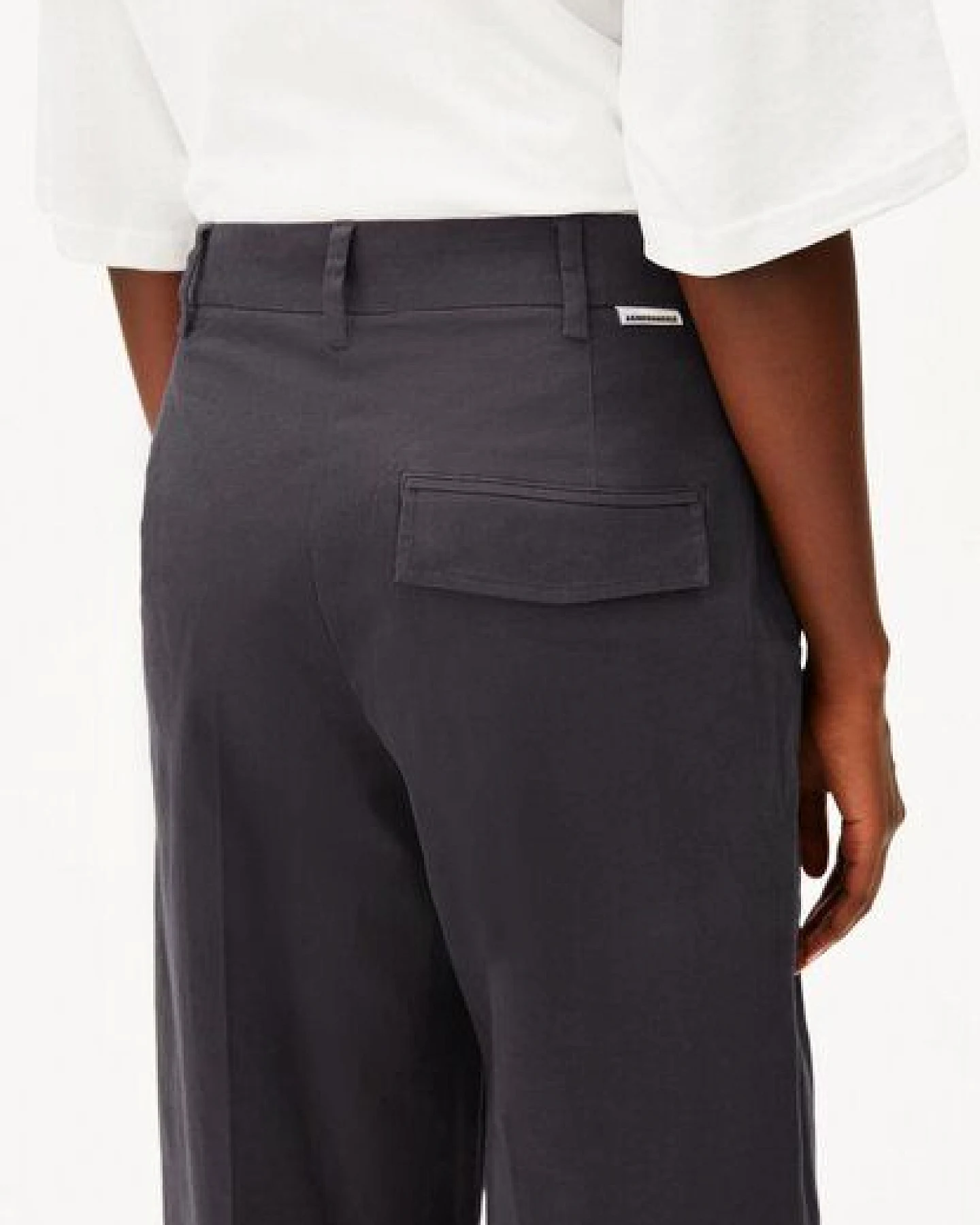 ARMEDANGELS BARREL TWILL Damen Webhose aus Bio-Baumwoll Mix – Ansicht 3