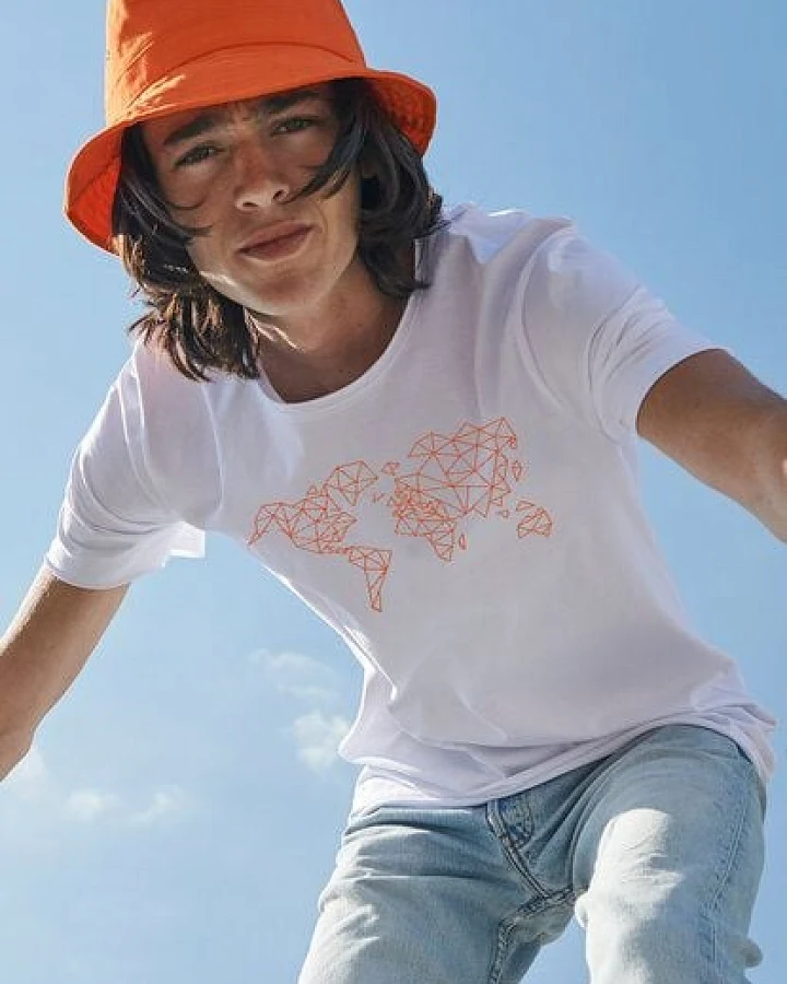 Kultgut Biofair - Shirt aus reiner, weicher Biobaumwolle / Worldmap orange