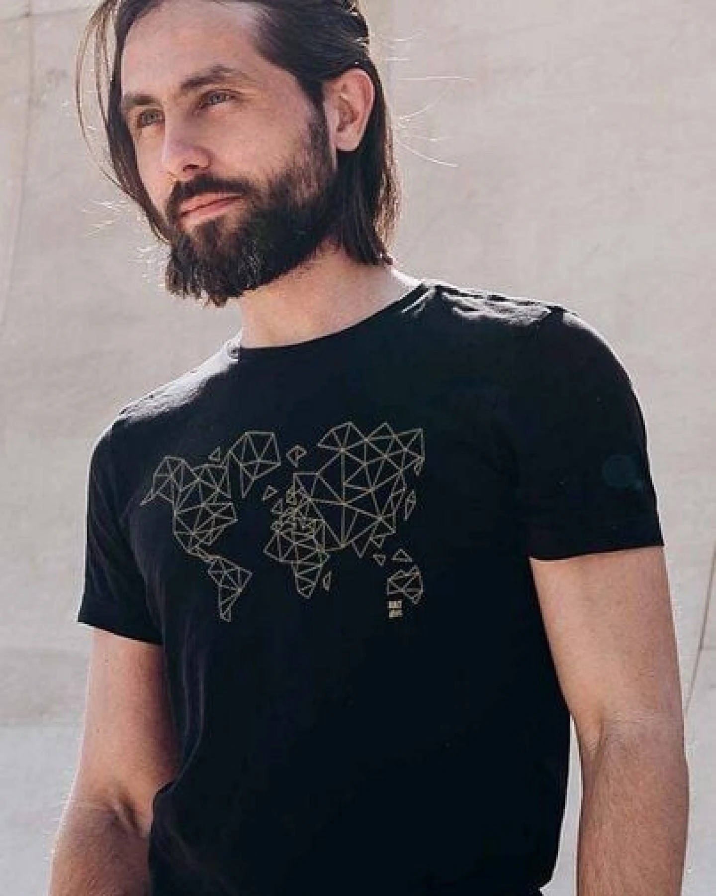 Kultgut T-Shirt mit Motiv / Worldmap – Ansicht 3