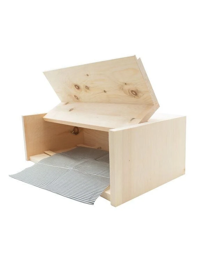 4betterdays Brotkasten aus Zirbenholz mit Zirbenholz-Gitter inkl. Bienenwachstuch