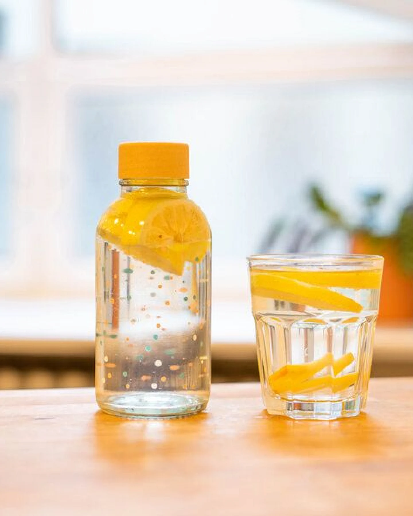 Carry Bottles Glastrinkflasche 0.4l verschiedene Designs – Ansicht 4