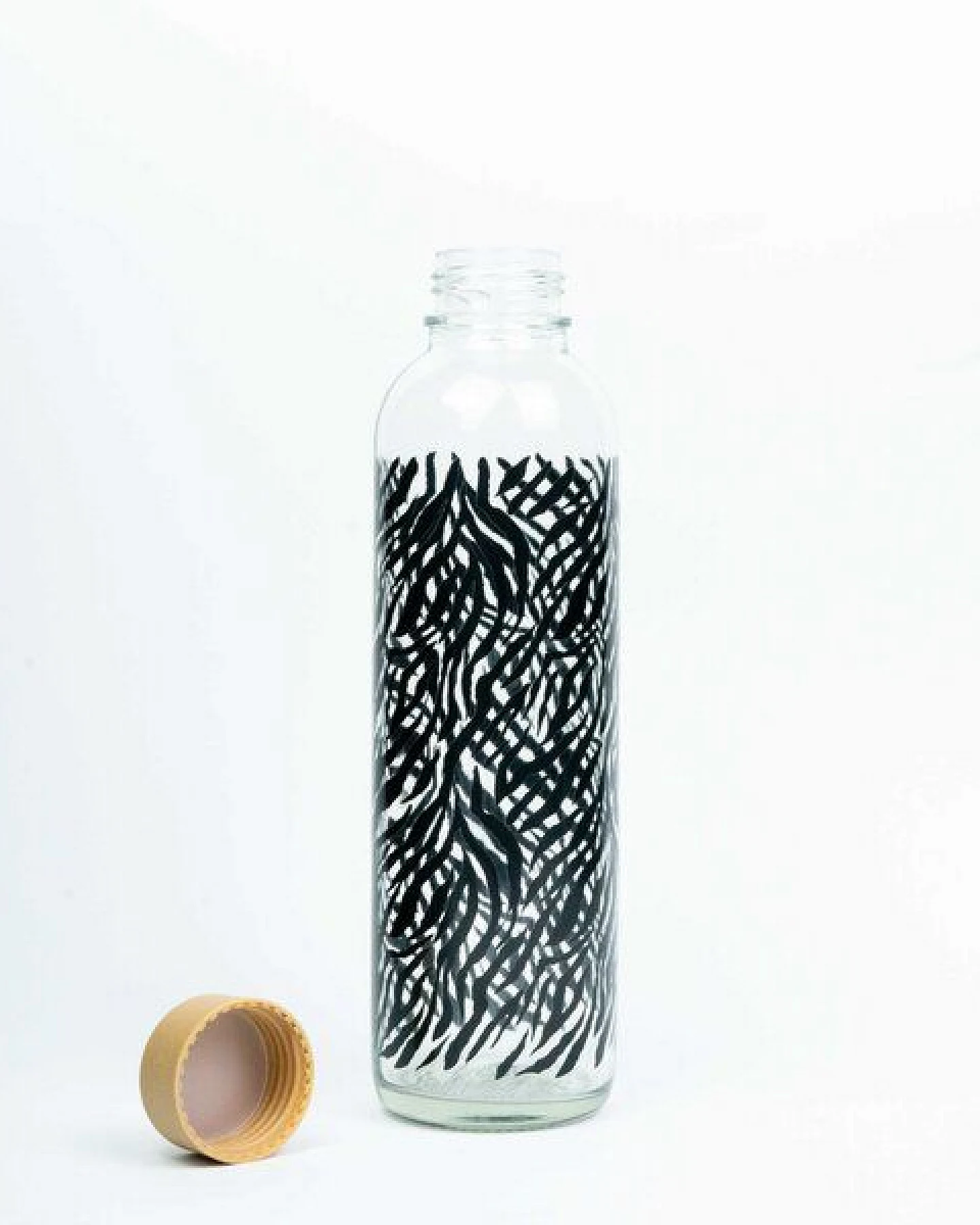 Carry Bottles Glastrinkflasche 0.7l verschiedene Designs – Ansicht 2