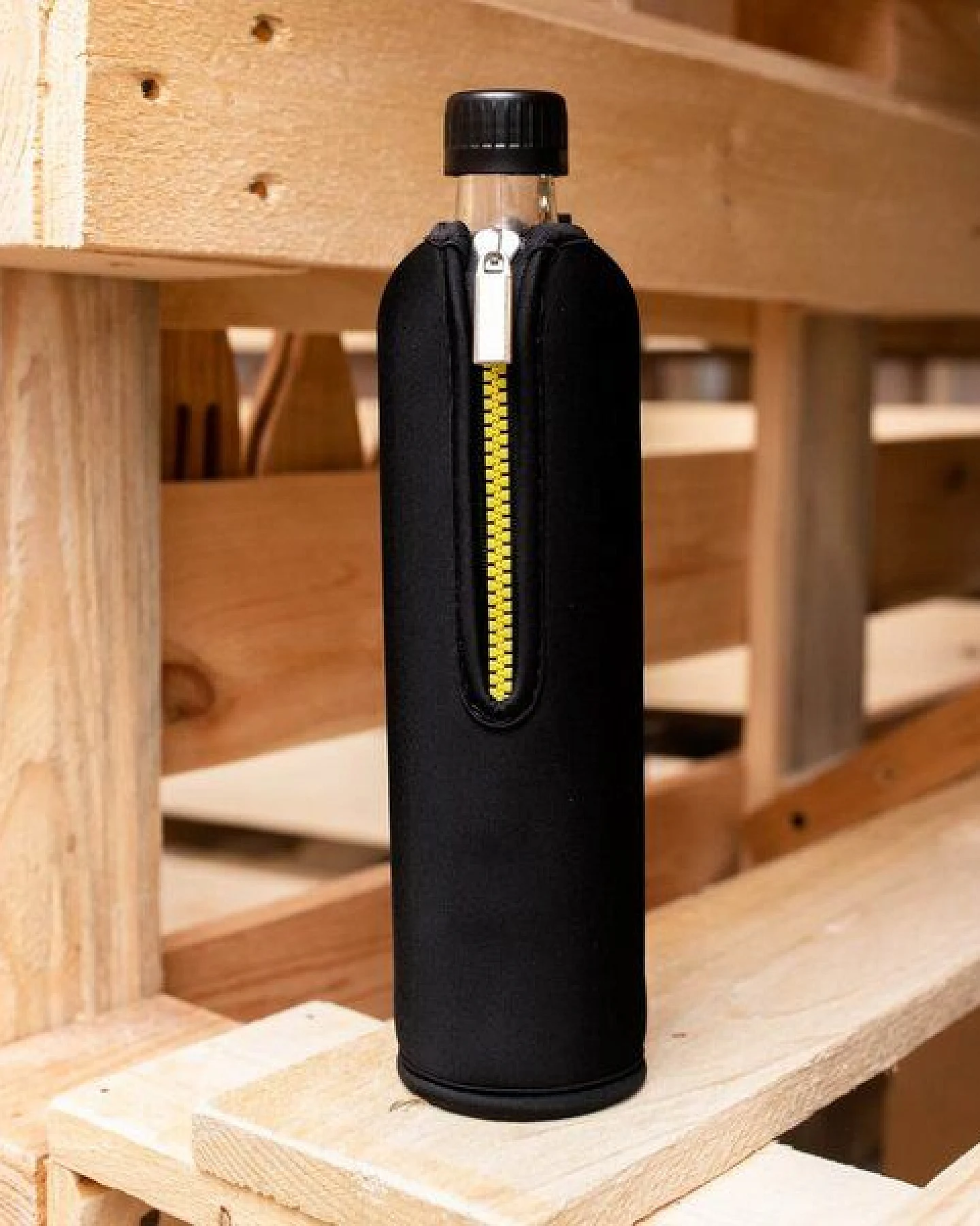 Dora's Dora’s Glas-Trinkflasche mit Neoprenbezug (0,5l) – Isoliert & Stylisch – Ansicht 3