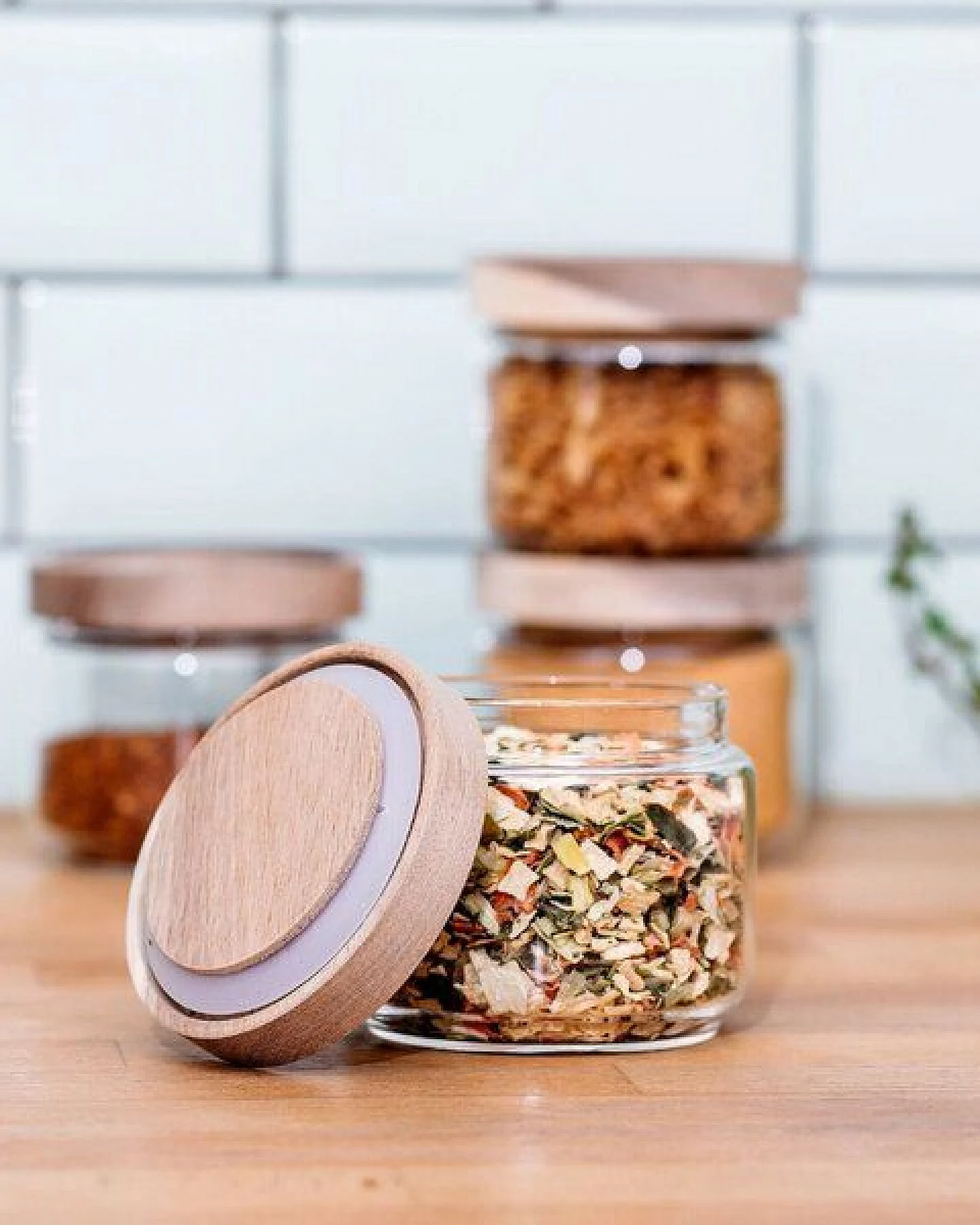 Econovo Kleine Vorratsgläser mit Holzdeckel – Ansicht 2