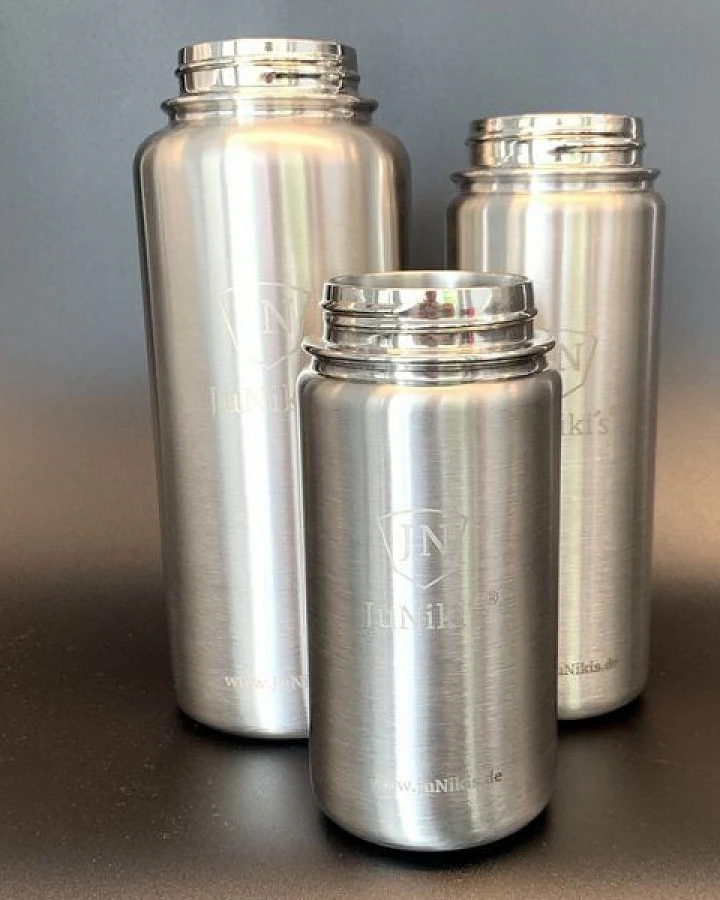 JN JuNiki's 3er Set drei Größen JuNiki´s® eco line Edelstahl Trinkflaschen isoliert