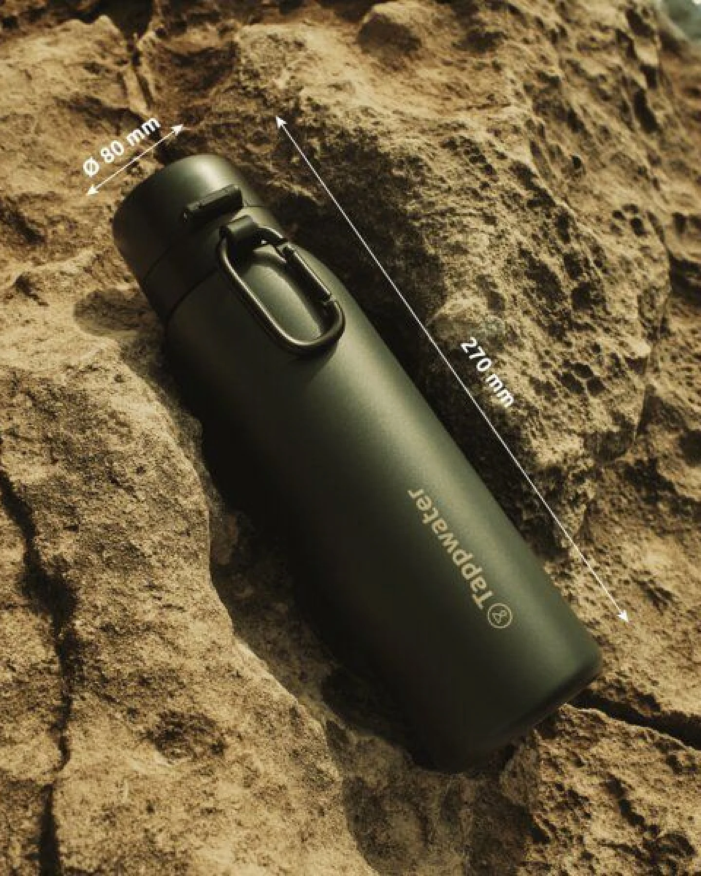 Tappwater BottlePro Adventure - Wasserflasche 750ml. Thermoflasche mit Filter, filtert 99,99% der Krankheitserreger. Für nicht trinkbares Wasser. Wiederverwendbare Flasche aus BPA-freiem Edelstahl. – Ansicht 2