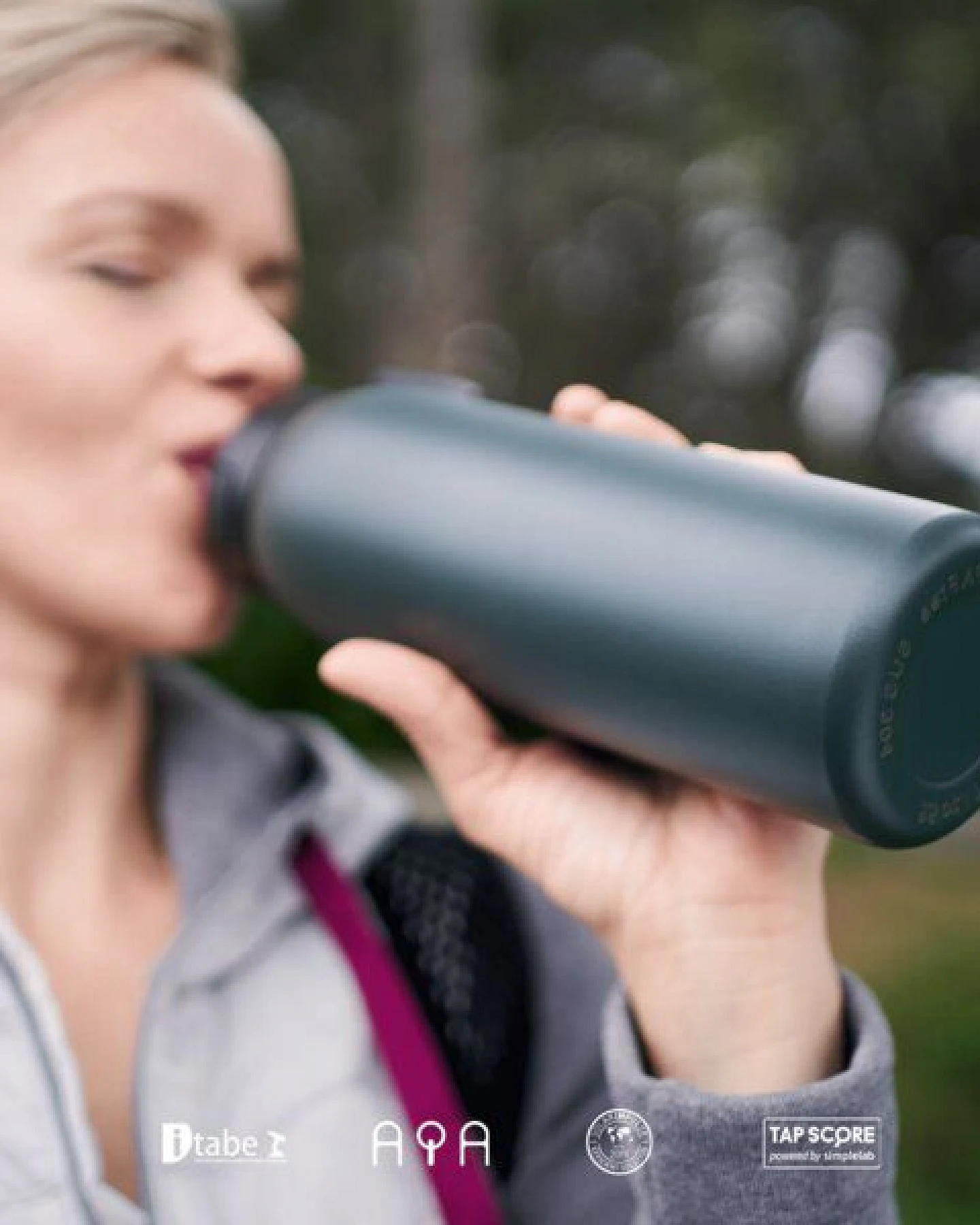 Tappwater BottlePro Adventure - Wasserflasche 750ml. Thermoflasche mit Filter, filtert 99,99% der Krankheitserreger. Für nicht trinkbares Wasser. Wiederverwendbare Flasche aus BPA-freiem Edelstahl. – Ansicht 4