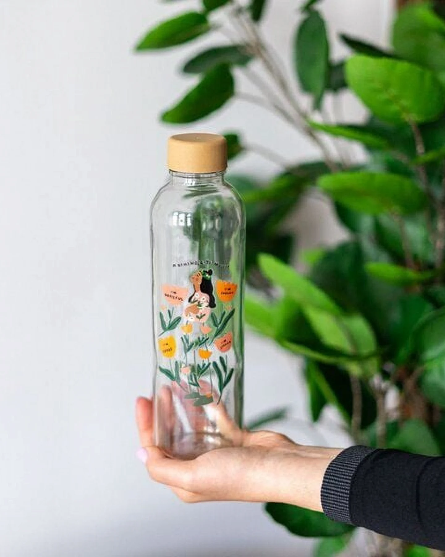 Carry Bottles Glastrinkflasche 0.7l verschiedene Designs – Ansicht 4
