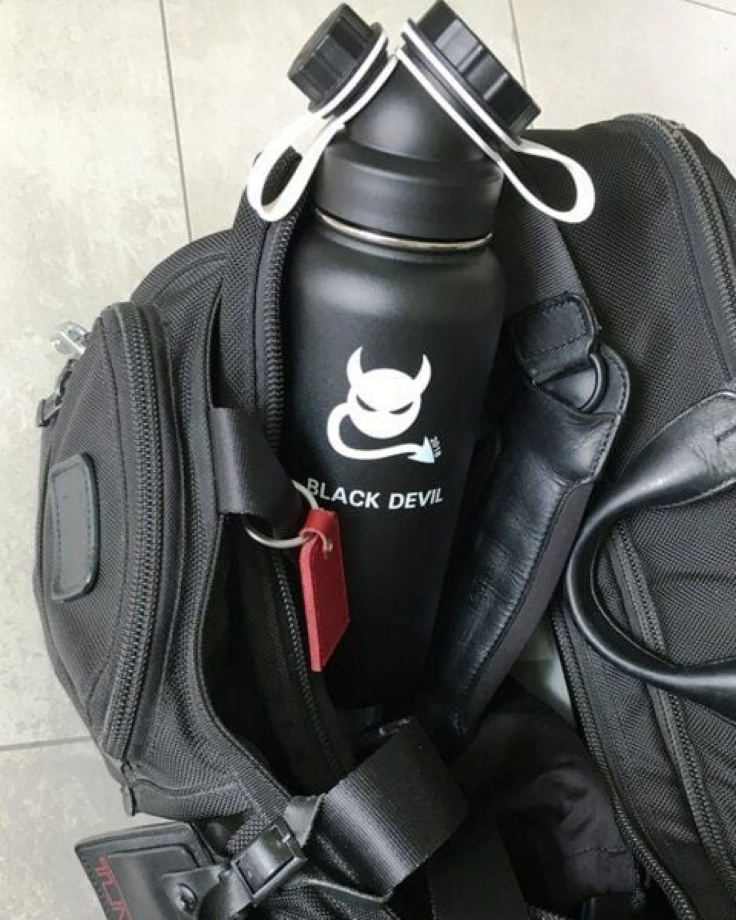JN JuNiki's Partner-Set zum Sparpreis: Exklusive JuNiki´s Trinkflaschen XL aus Edelstahl Vakuum-isoliert 1L/32oz – limitierte Sondereditionen – Ansicht 3