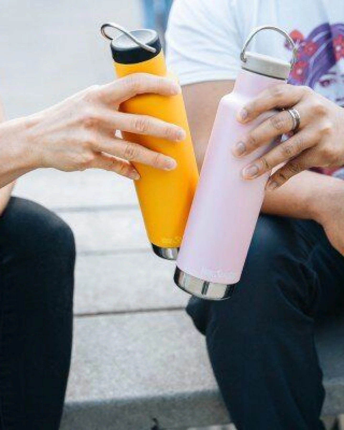 Klean Kanteen Edelstahl Isolierflasche Classic 592ml Trinkflasche mit Loop Cap – Ansicht 2