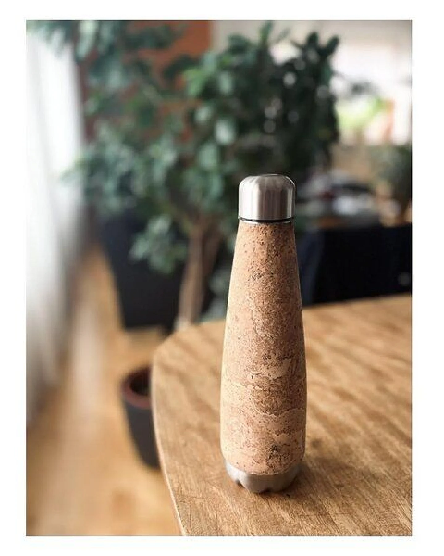 Kork-Deko Trinkflasche aus Edelstahl mit Kork-Mantel, 600 ml – Ansicht 4