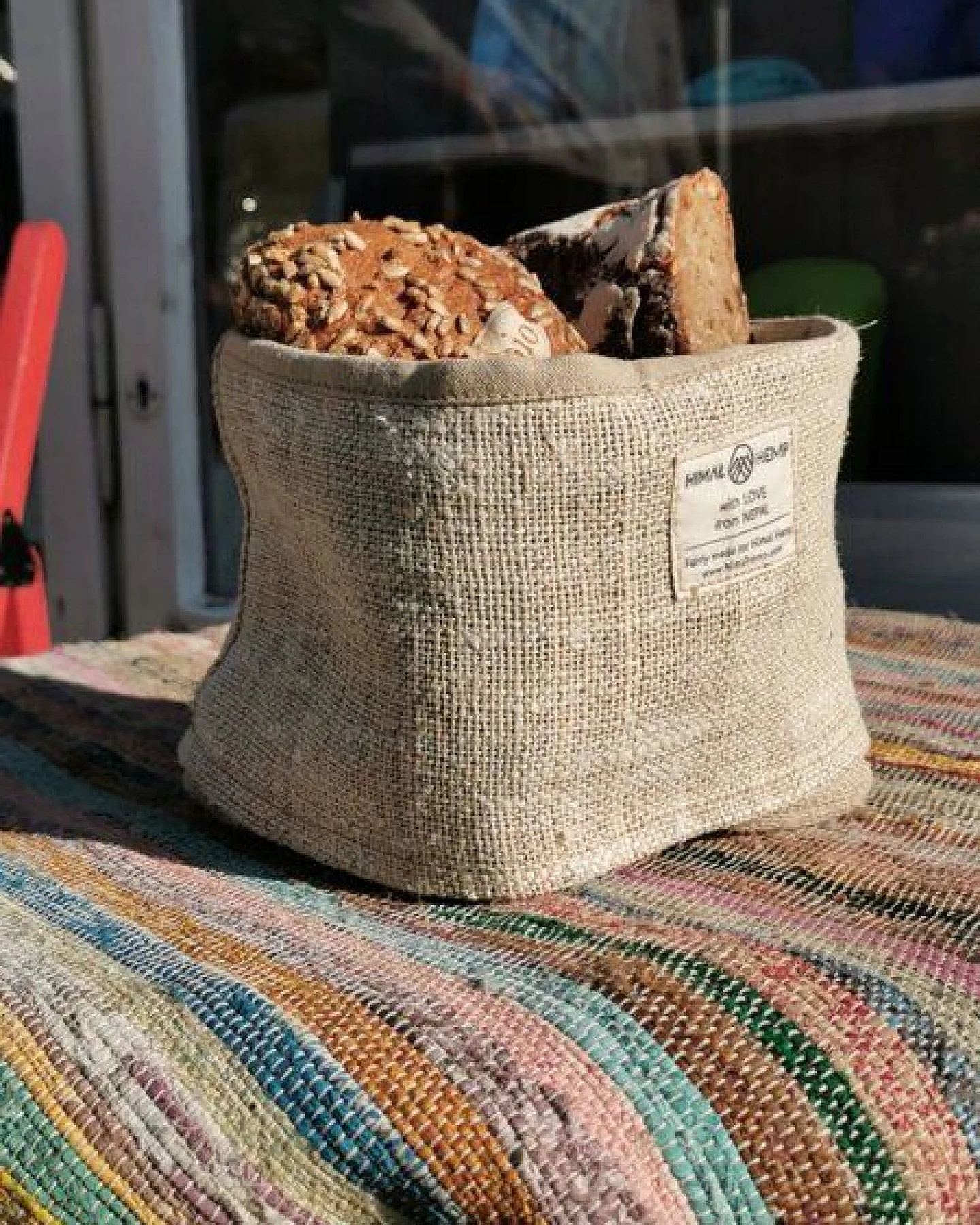 Textiler Brotkorb / Brotbeutel aus wildem Hanf / Brotkörbchen von Himal Hemp – Ansicht 4