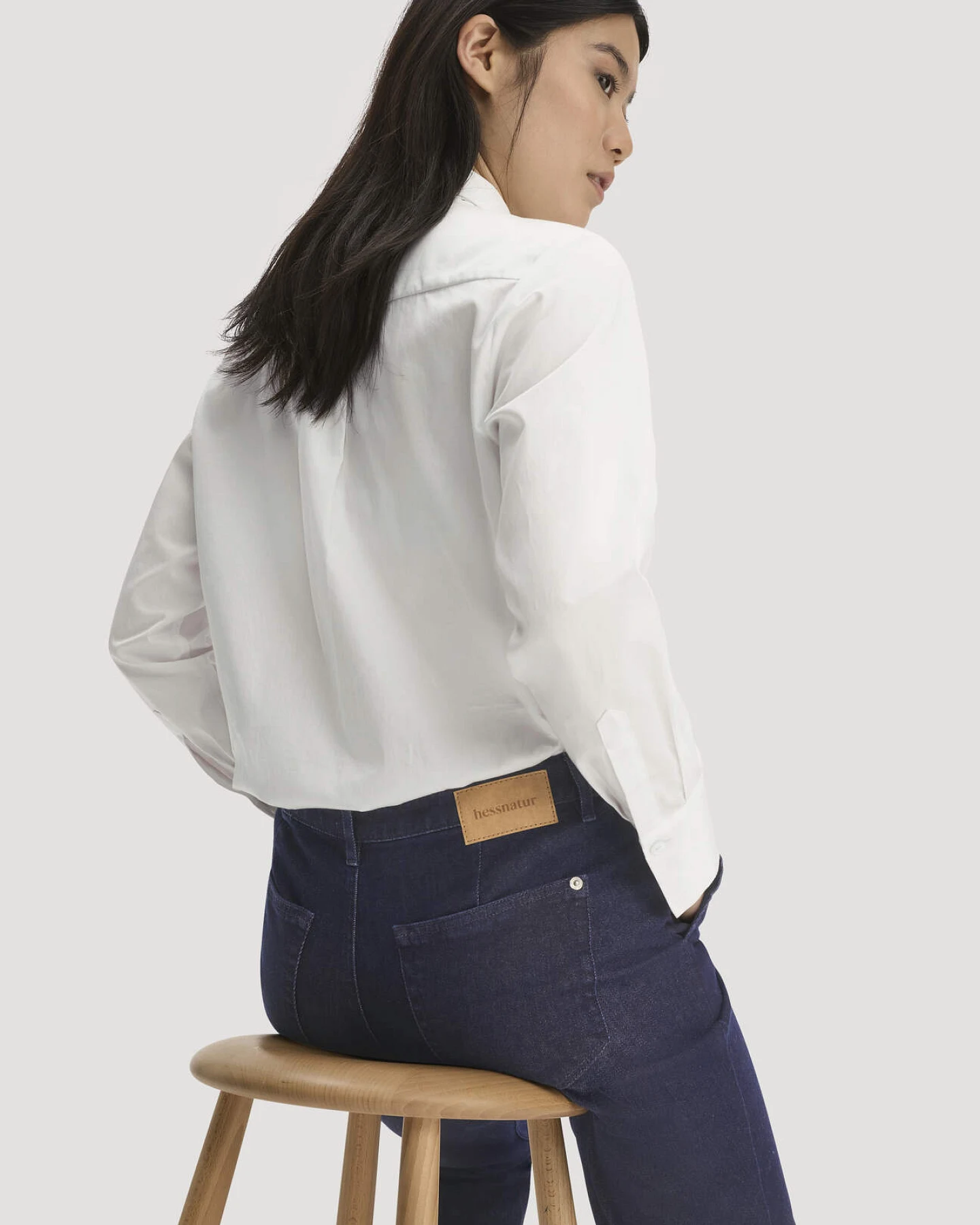 hessnatur Damen Jeans ELENY Culotte Straight Leg aus Bio-Denim mit Recyclinganteil - blau - Größe 32/29 – Ansicht 4
