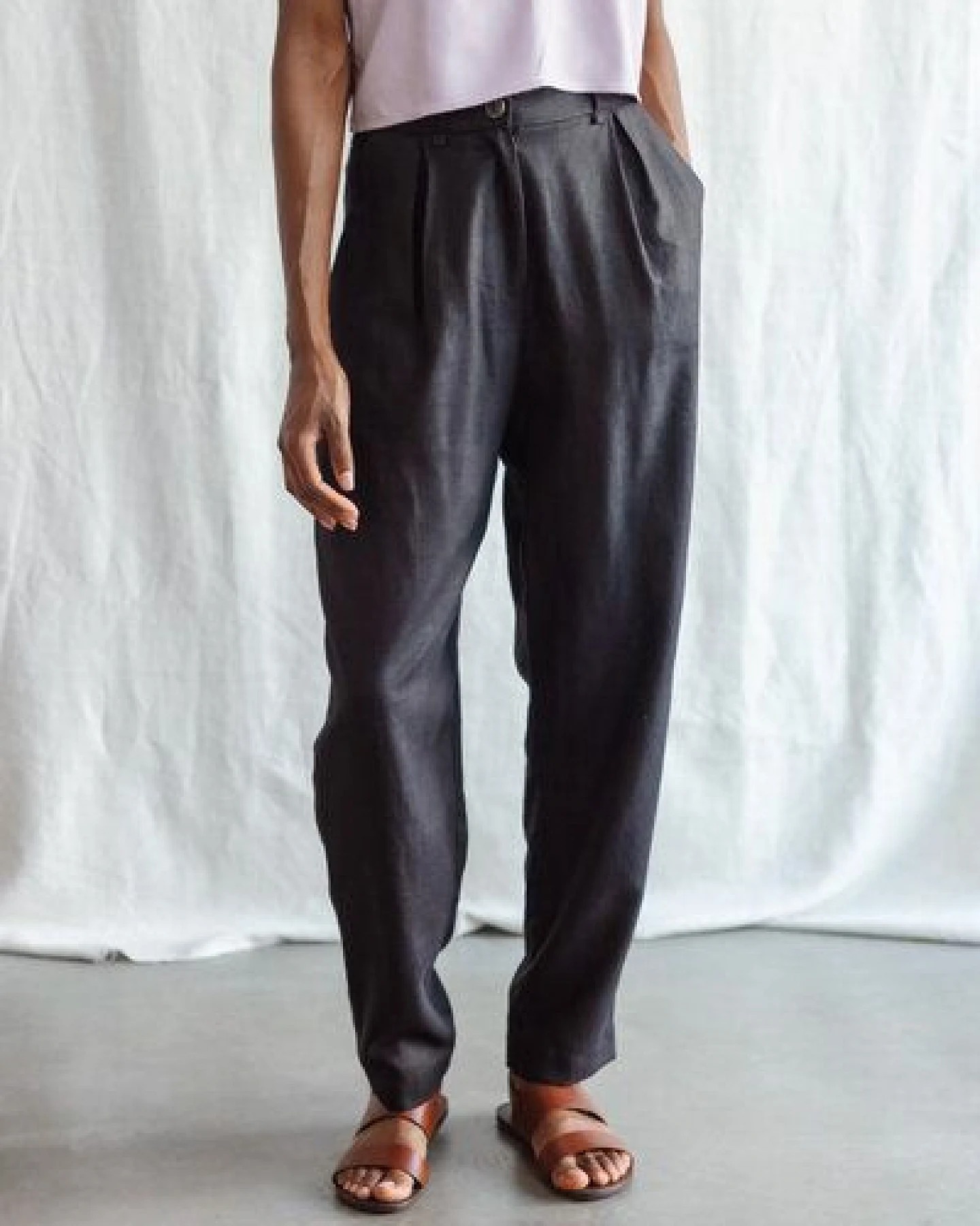Jyoti - Fair Works Hanf/Tencel Bundfaltenhose Vishraam – Ansicht 2