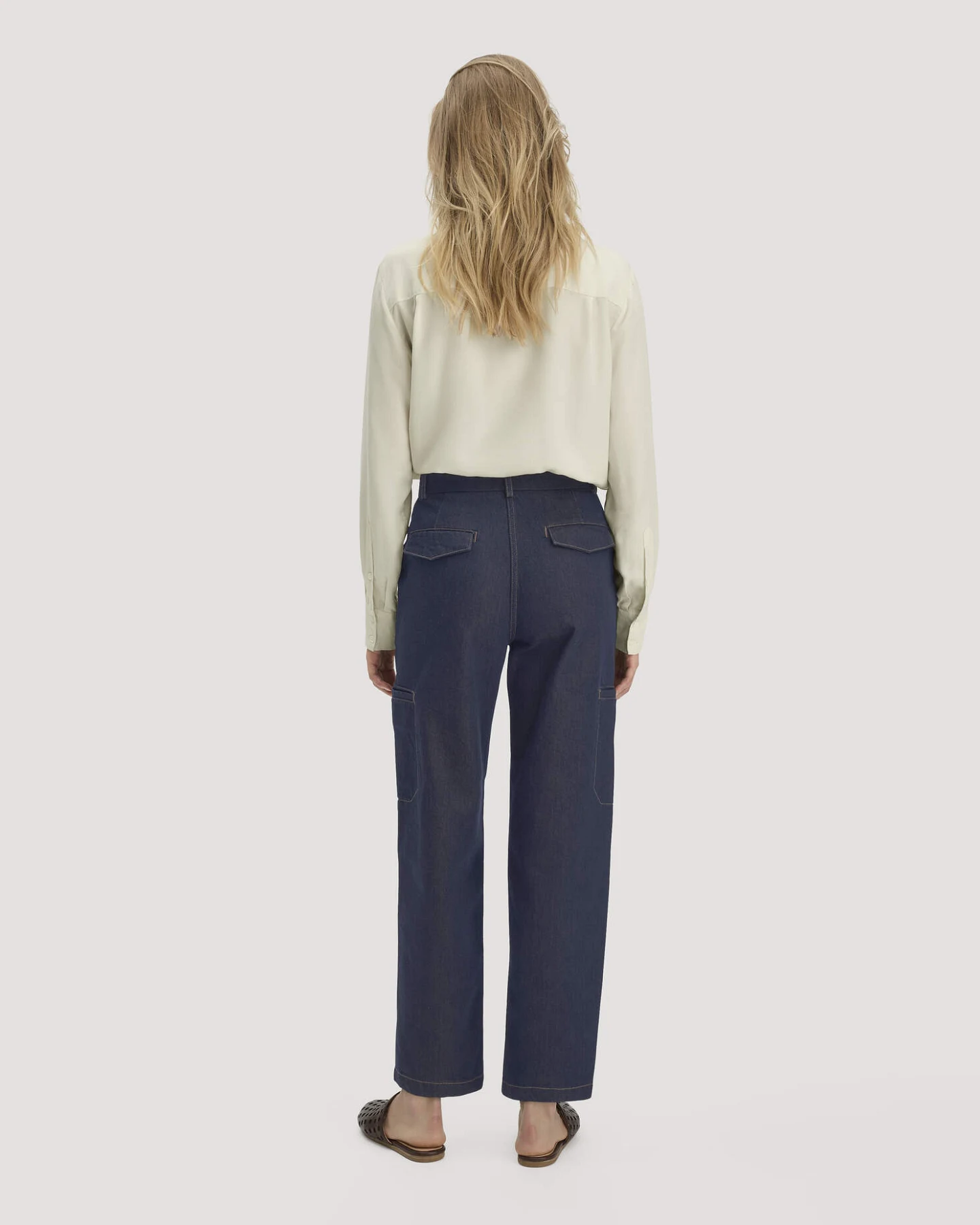 hessnatur Damen Jeans Cargo Barrel Leg aus Bio-Denim - blau - Größe 46 – Ansicht 2