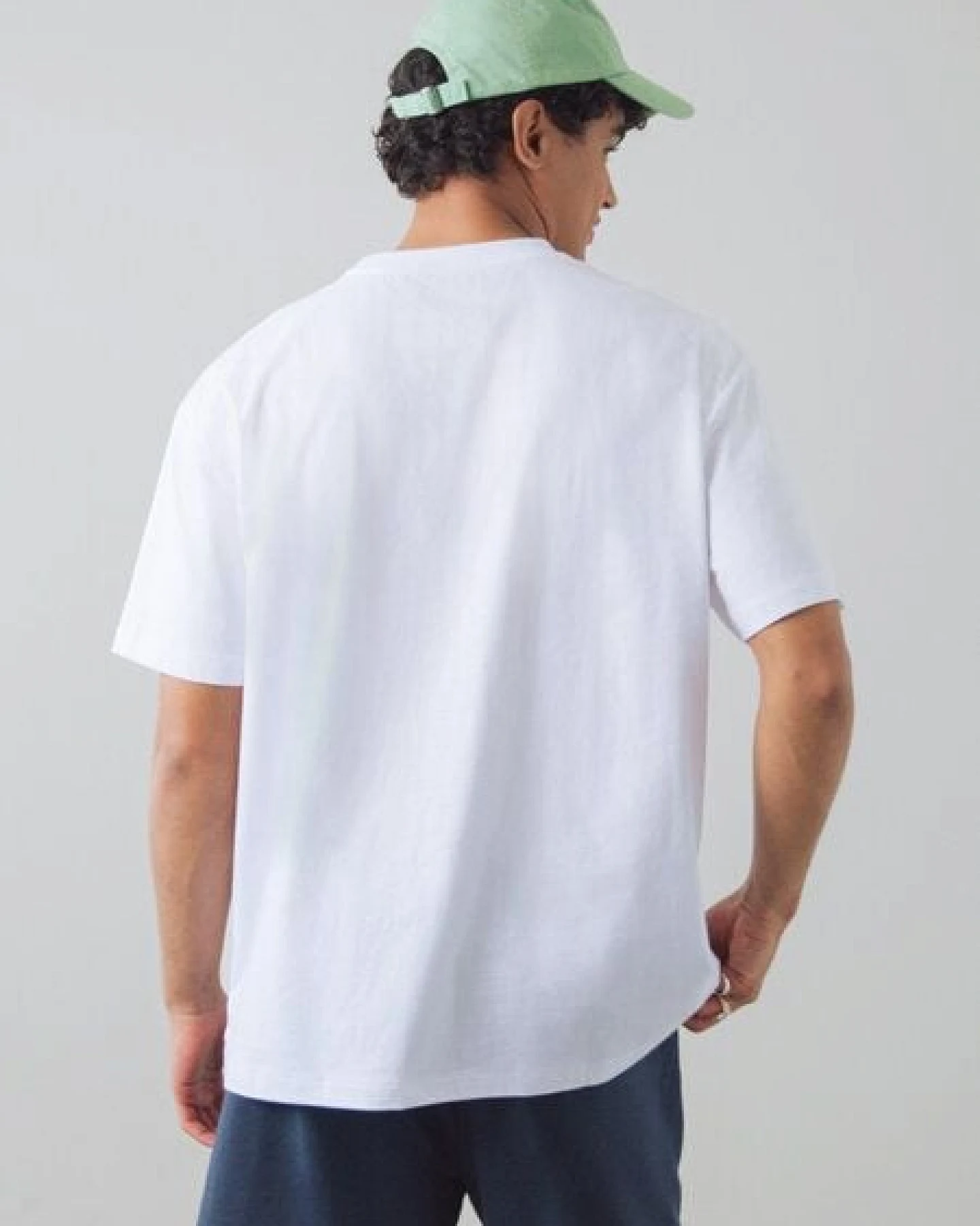 Honest Basics Hipster Shirt aus Bio- und recycelter Baumwolle – Ansicht 4