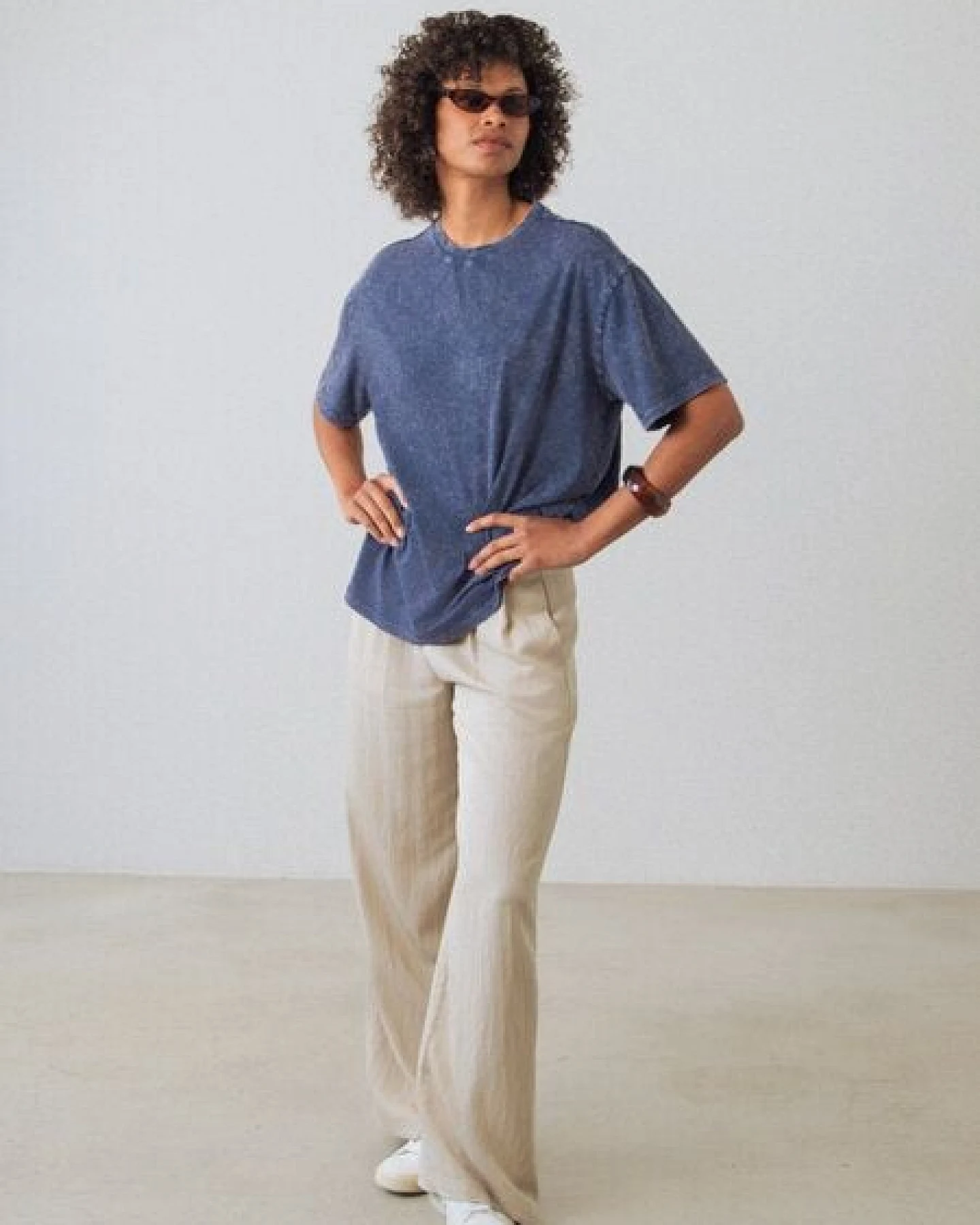 Honest Basics Hipster Shirt aus Bio- und recycelter Baumwolle – Ansicht 3