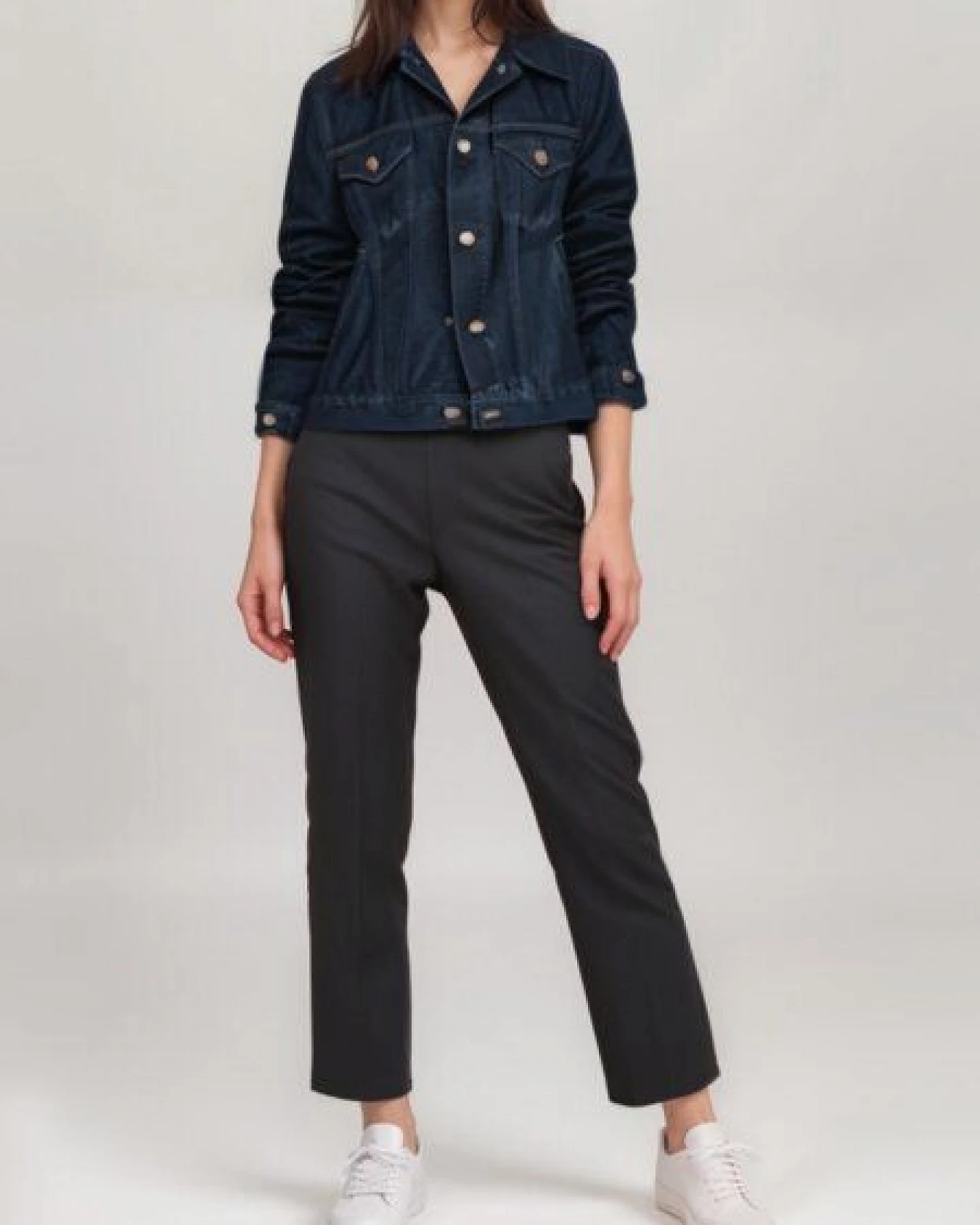 Will's Vegan Shop Recycelte Denim-Jacke Damen – Ansicht 2