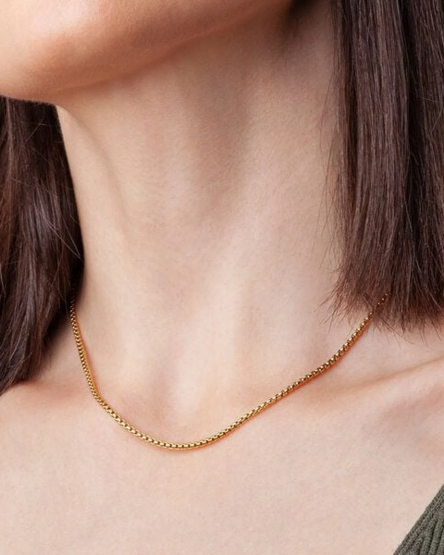 ALEXASCHA Kurze Kette mit Anhänger – Ansicht 3