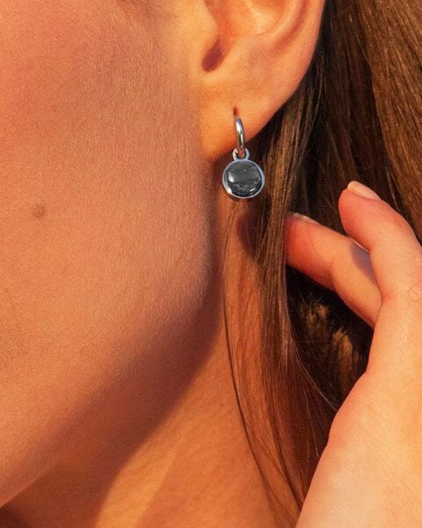 ALEXASCHA Silber Creolen mit Anhänger – Ansicht 3