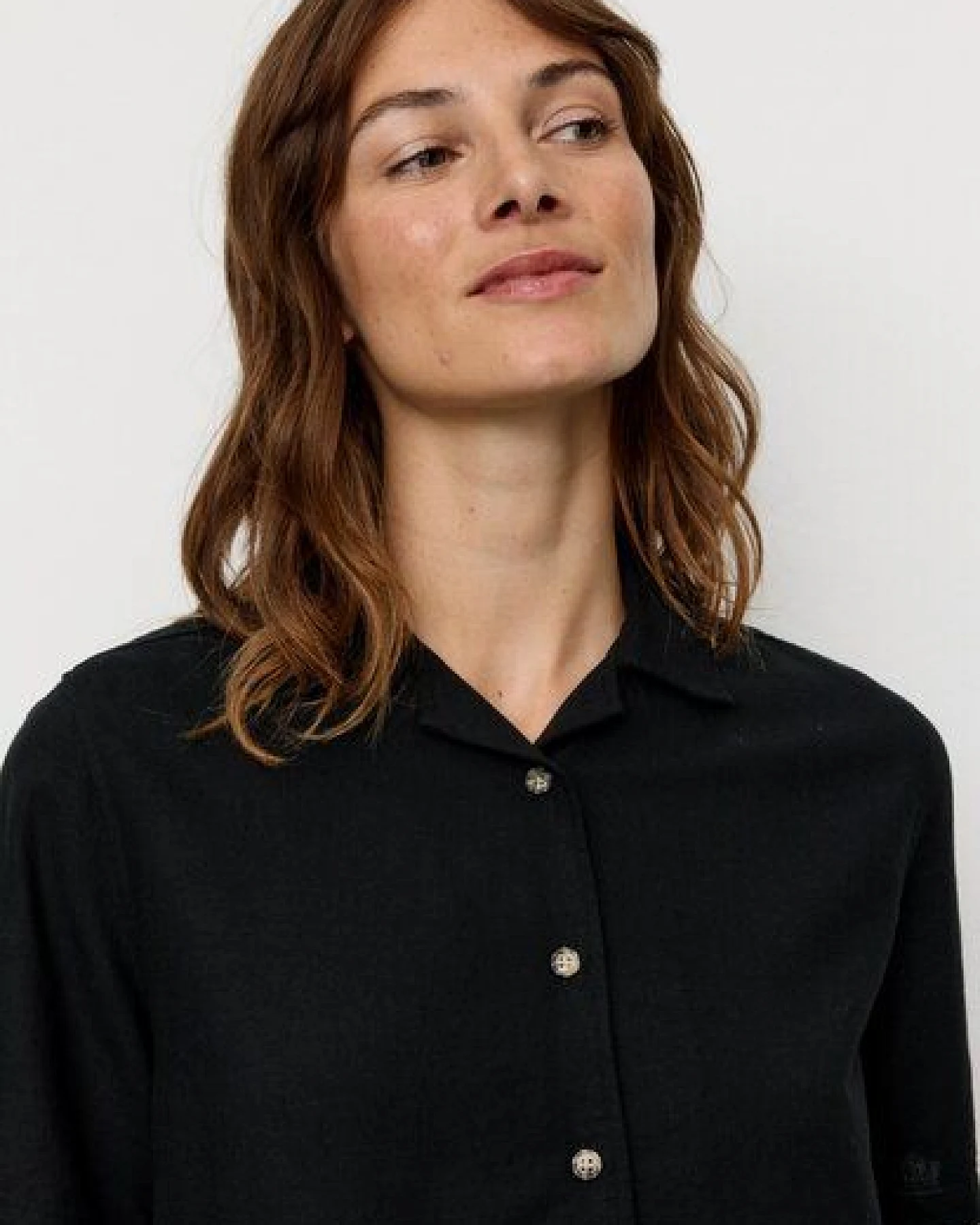 Damen Bluse aus Leinen und LENZING ECOVERO Viskose Mix - CAMELLIA - recolution – Ansicht 3