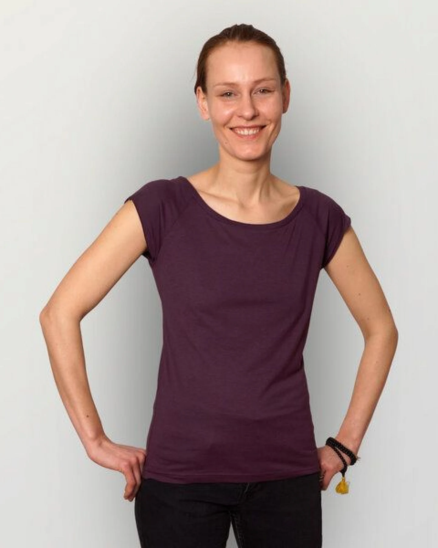 HANDGEDRUCKT RESTPOSTEN "Slowly" Bamboo Frauen T-Shirt – Ansicht 2