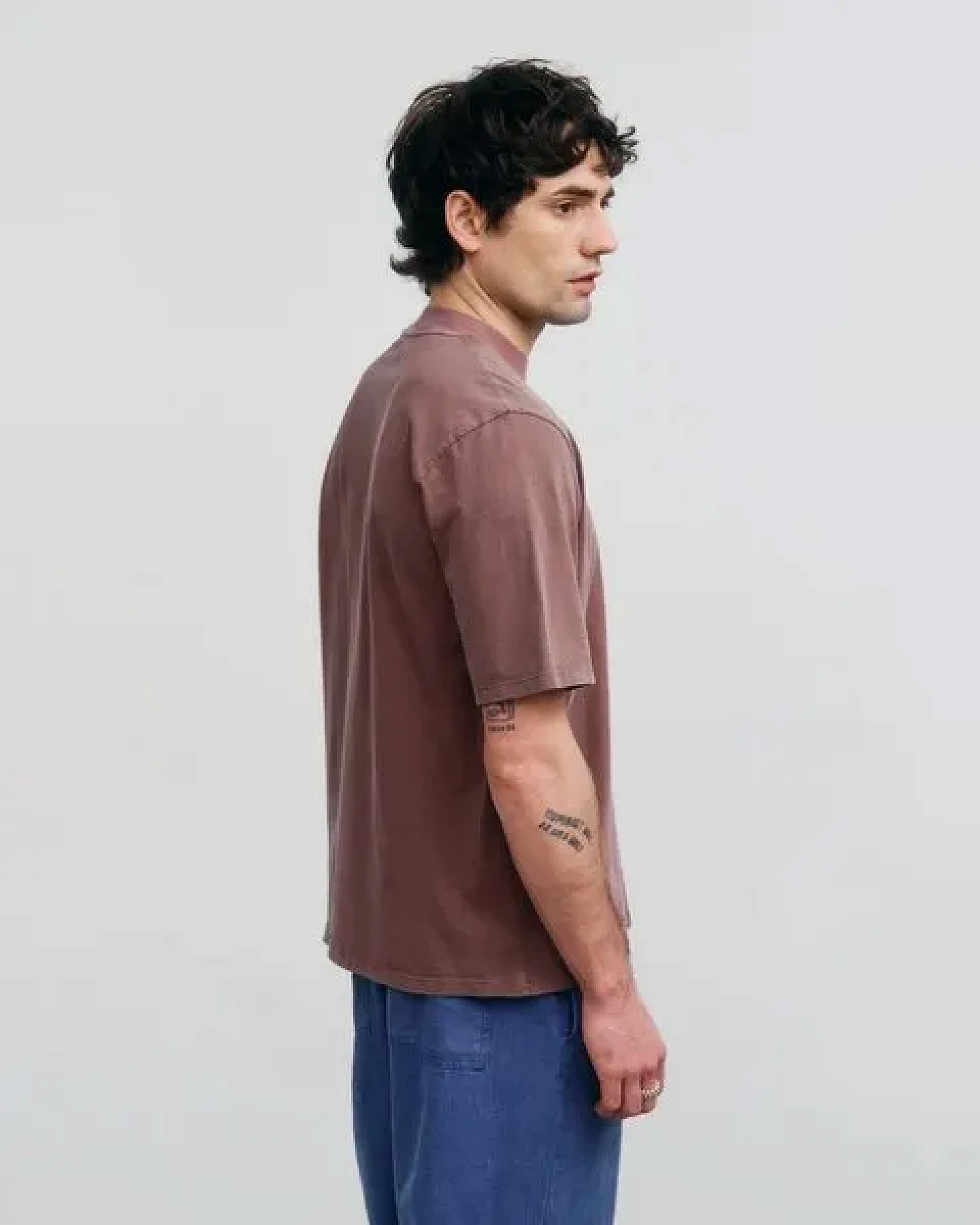 Rotholz Basic T-Shirt mit breitem Kragen Bio Baumwolle – Ansicht 3