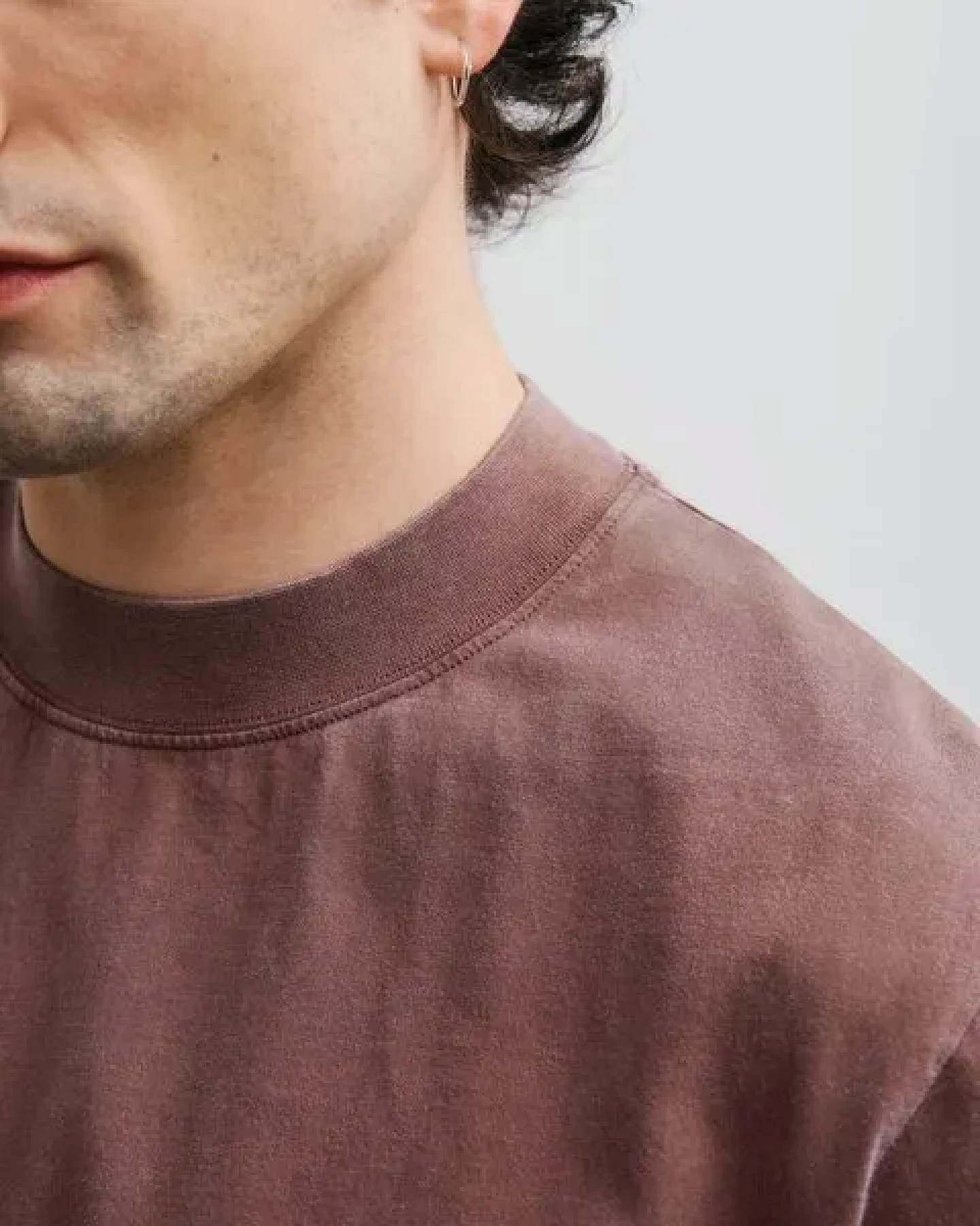 Rotholz Basic T-Shirt mit breitem Kragen Bio Baumwolle – Ansicht 4