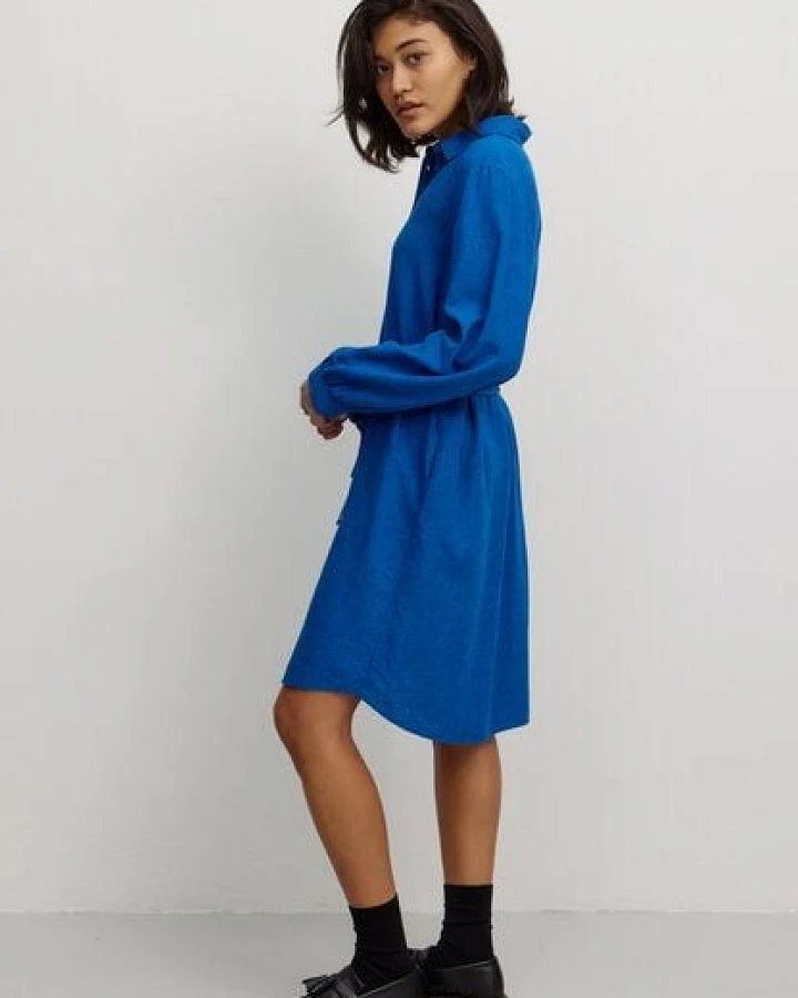 Blau