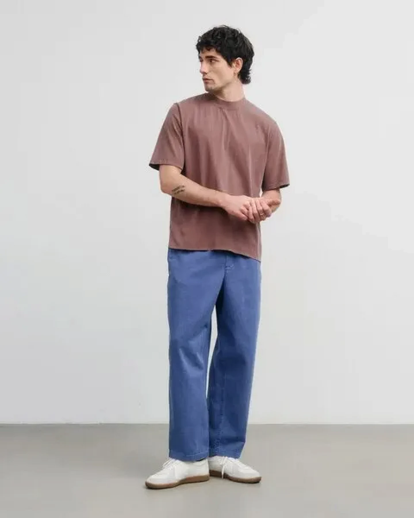 Rotholz Basic T-Shirt mit breitem Kragen Bio Baumwolle – Ansicht 2