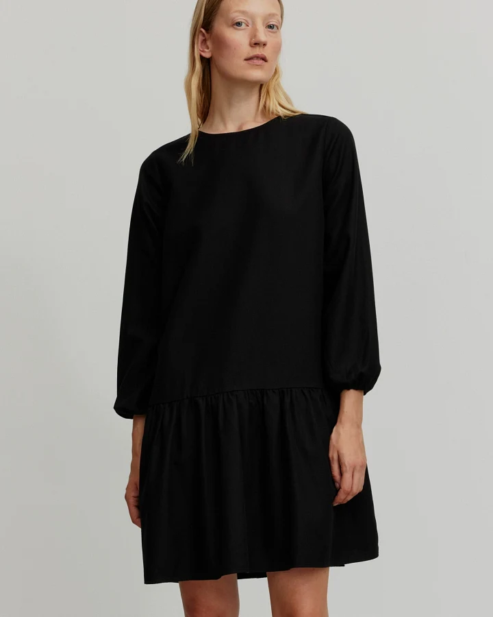 Recolution Damen vegan Kleid Nepeta Schwarz