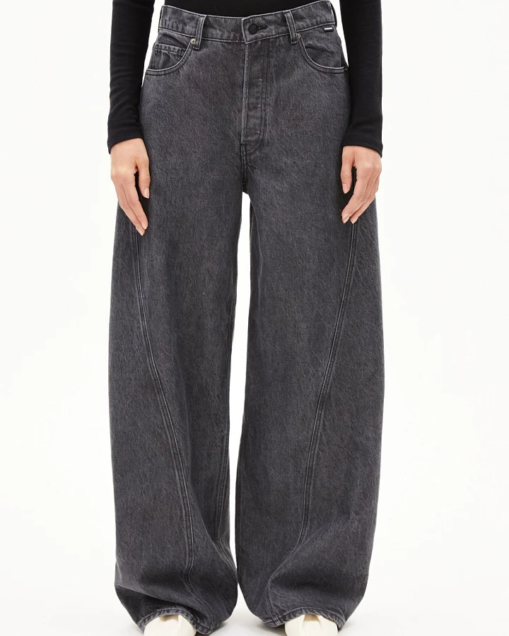 Produktseite: Jeans Aalthea Mid Waist Barrel Corno