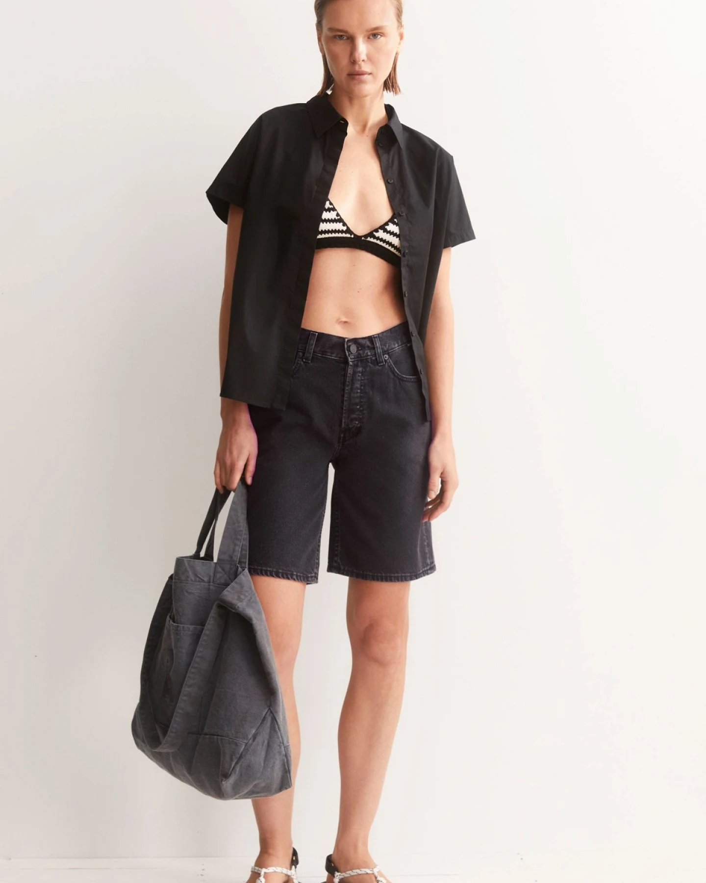 Jeansshorts Thalinaa Ebony Black – Ansicht 5