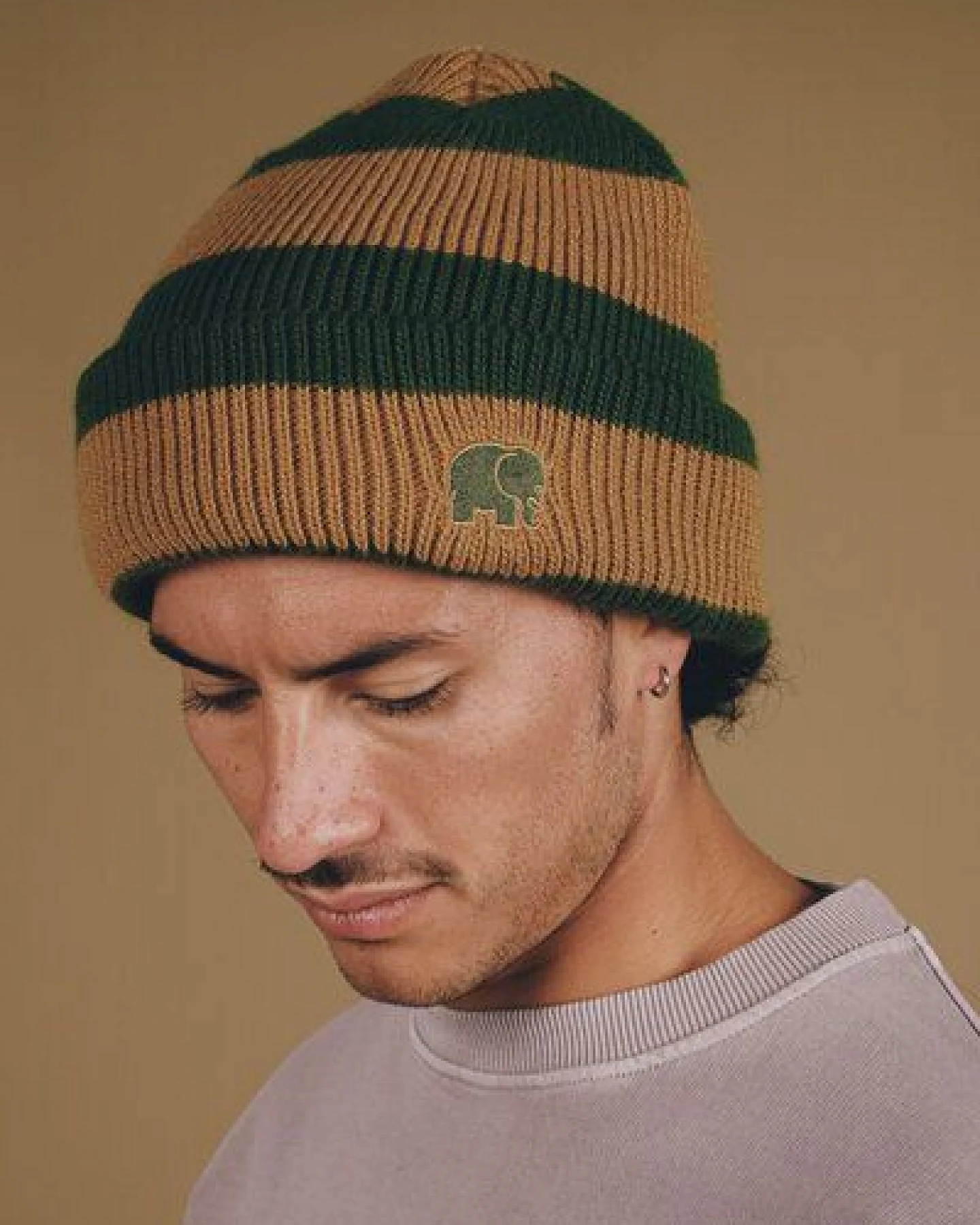Trendsplant Montcabrer Beanie Emmerald/Dune – Ansicht 2