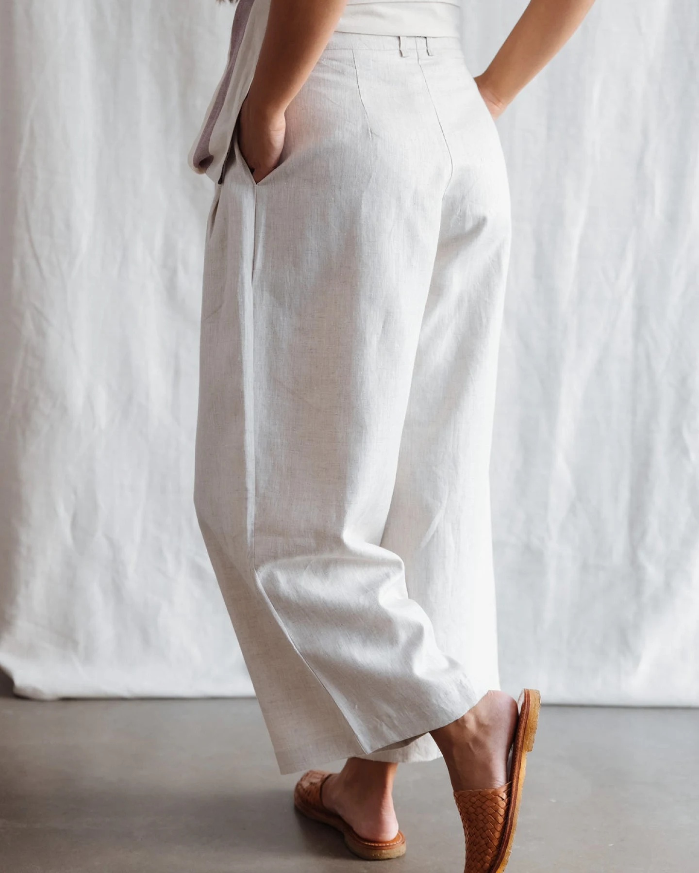 Jyoti - Fair Works Damen vegan Culotte Awasi Greige – Ansicht 2