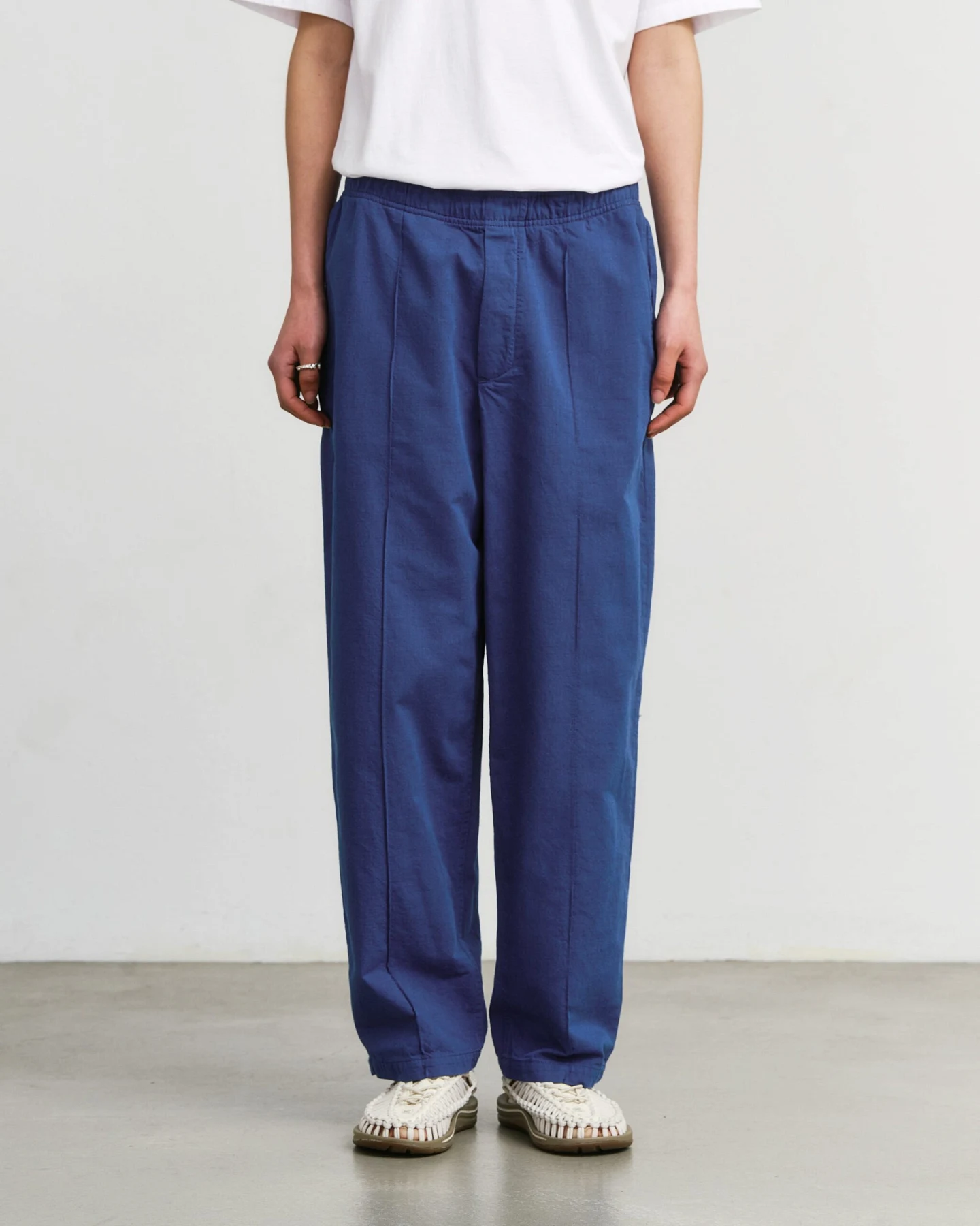 Rotholz Damen vegan Hose Weit Gefaltet Blau – Ansicht 2