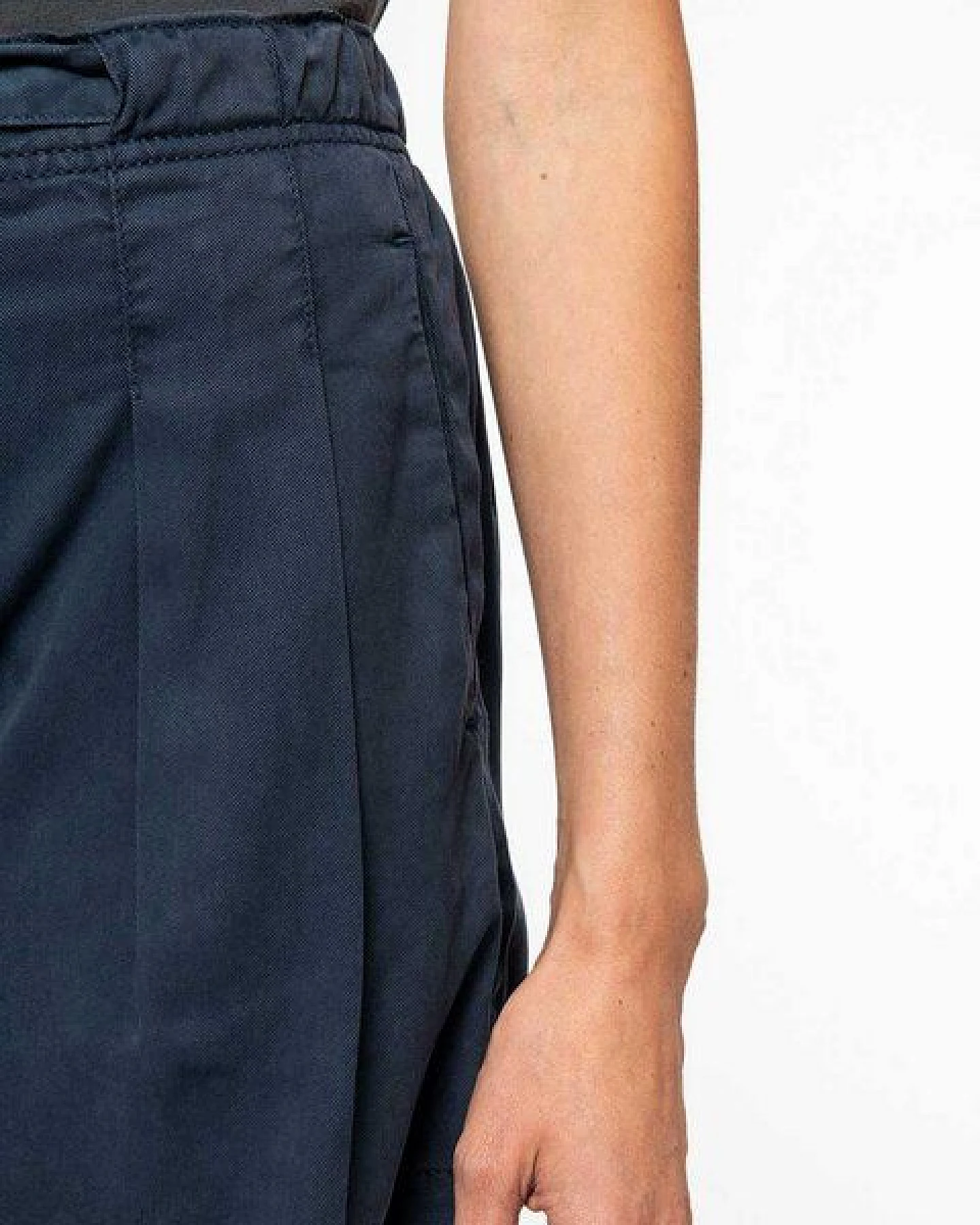YTWOO Damenshorts mit Paperbag Bund aus 100% Lyocellfasern – Ansicht 3