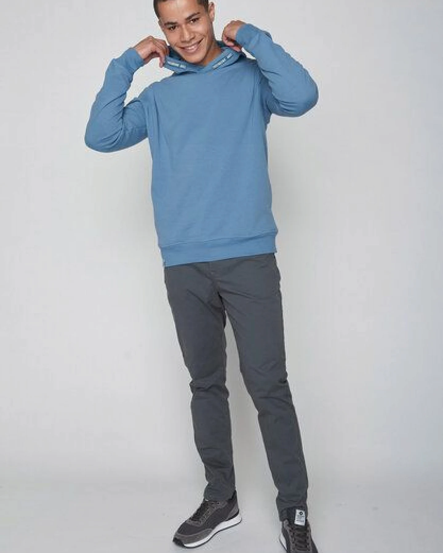 GREENBOMB Basic Summer Star - Kuschliger Hoodie aus Bio-Baumwolle / GOTS / Fair & Vegan – Ansicht 3